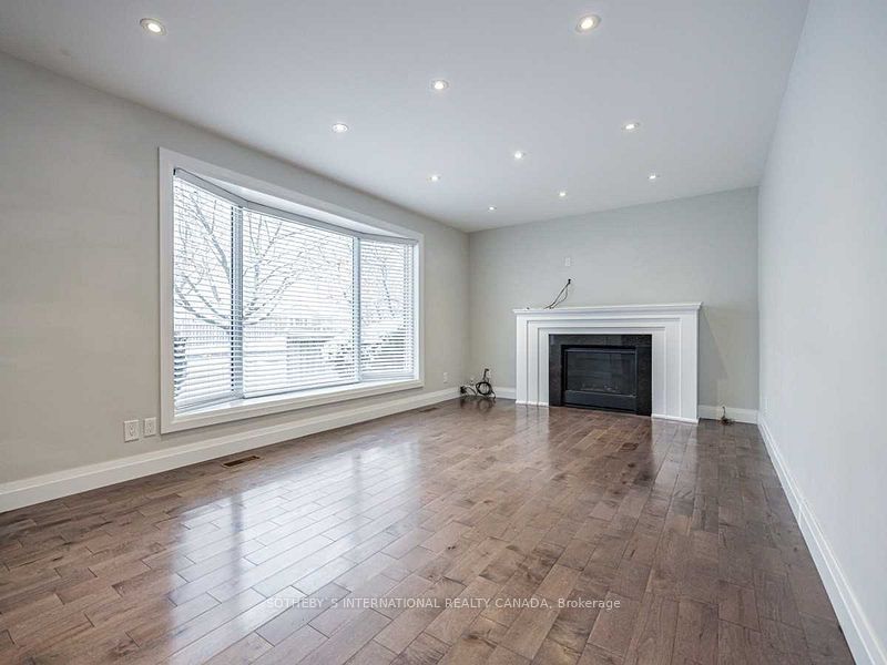 525 Dynes Road, Burlington 5
