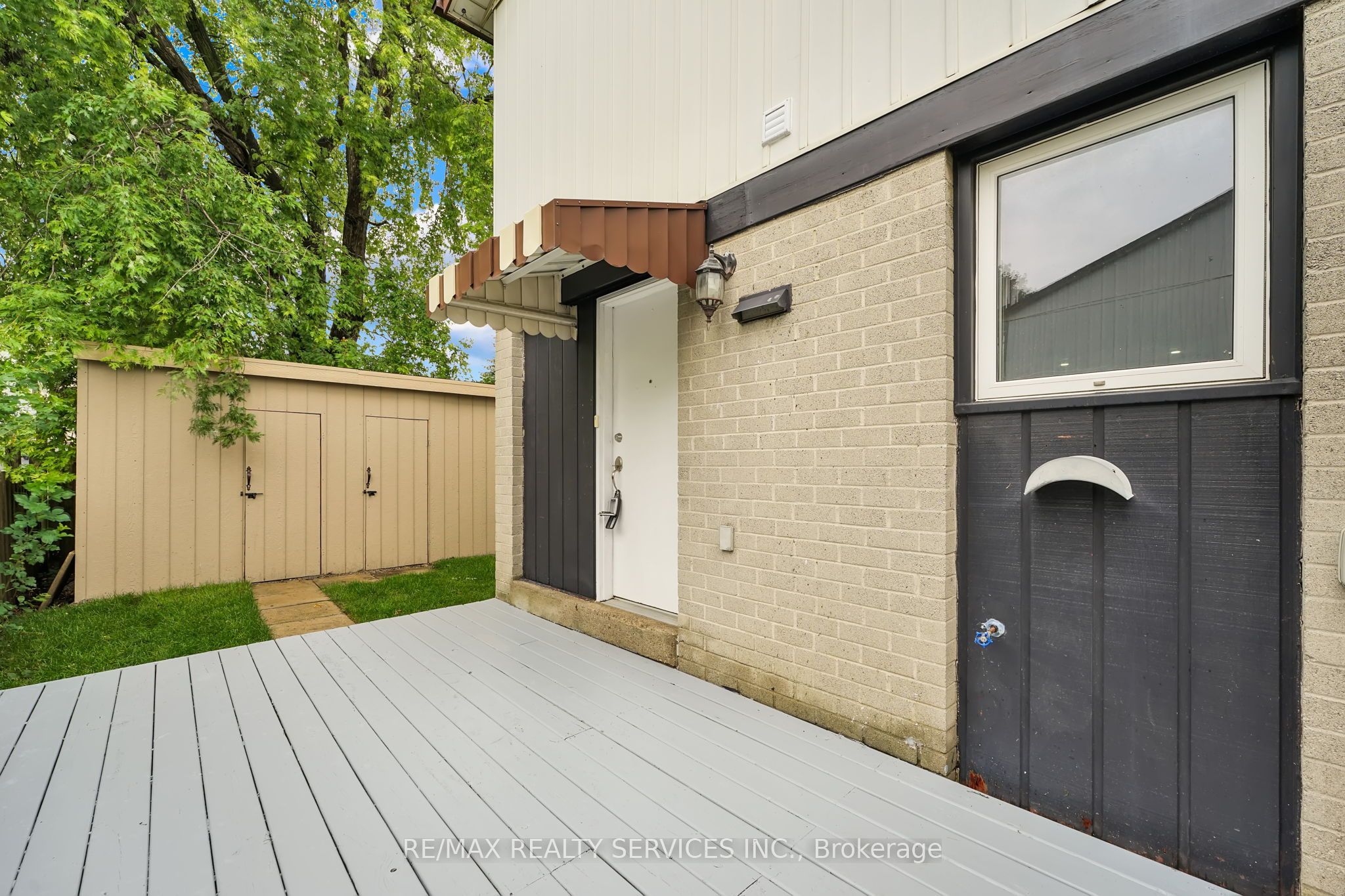 29 Hector Court, Brampton 2
