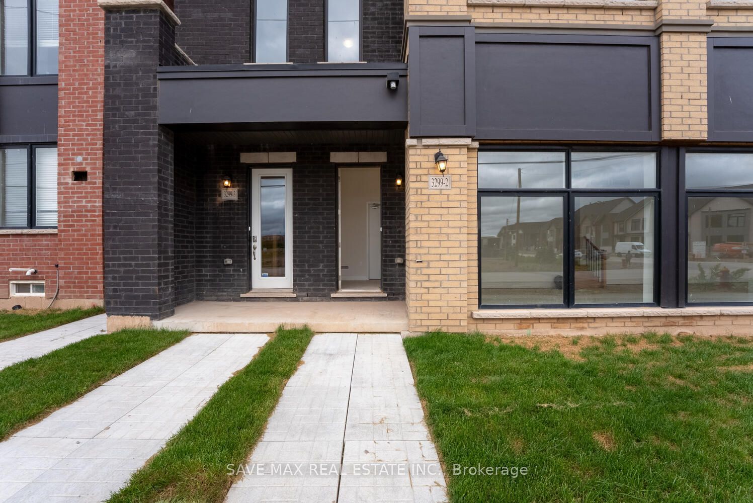 Unit 2 - 3299 Sixth Line, Oakville 4