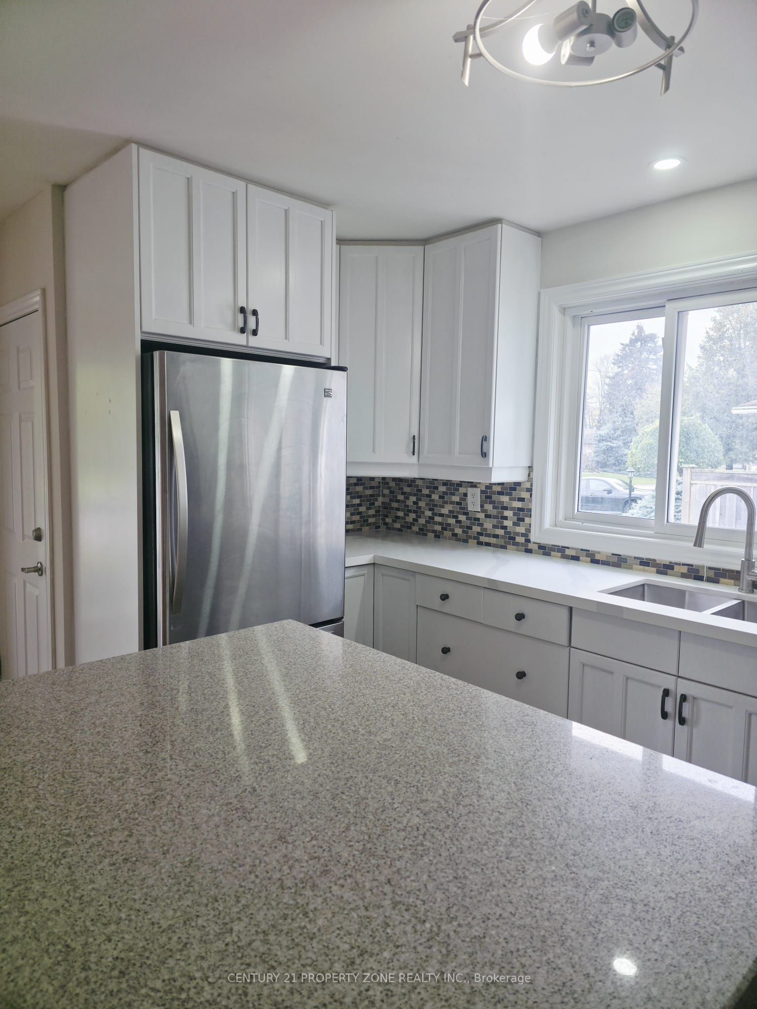 5439 Cornwall Crescent, Burlington 5