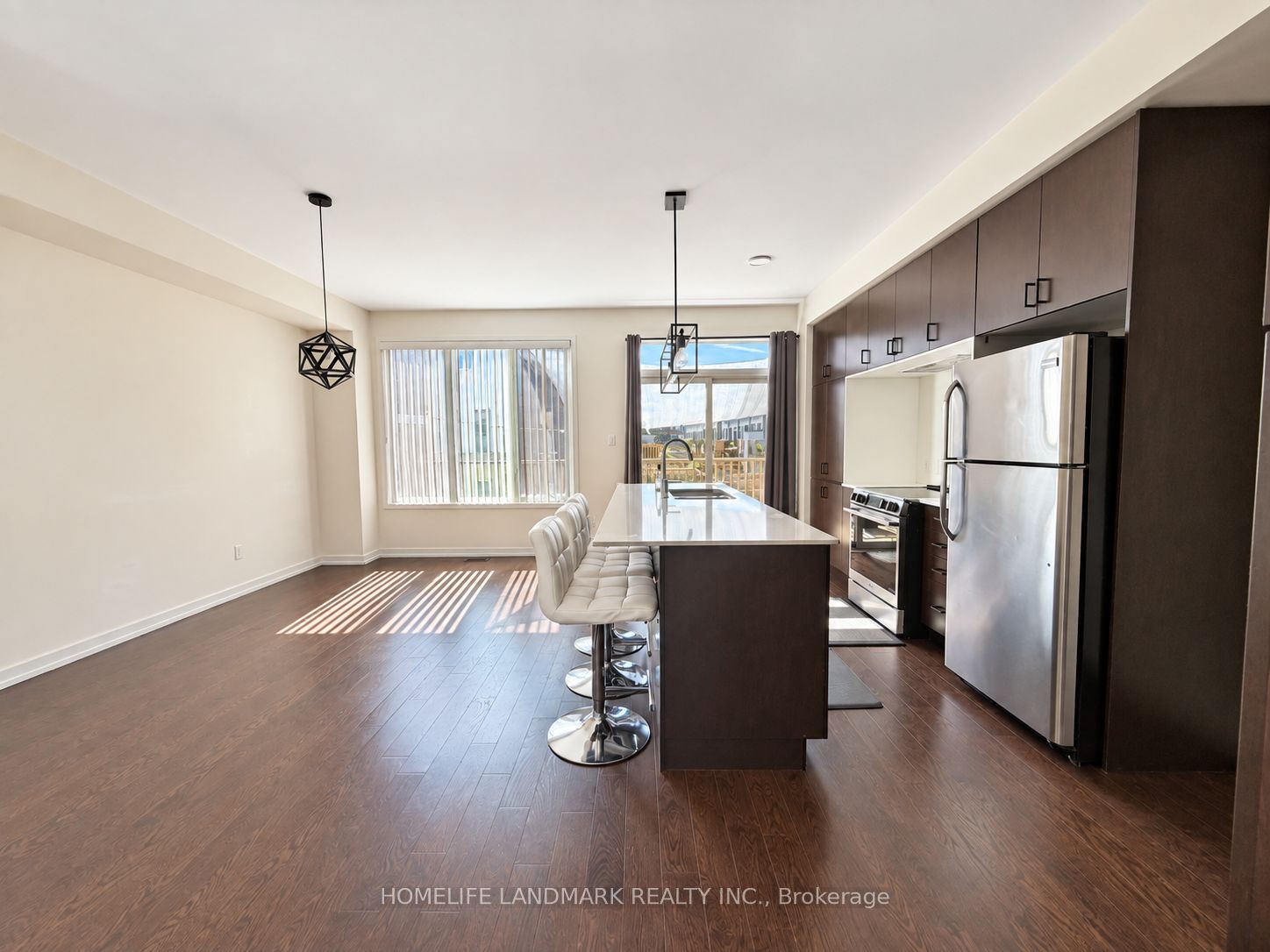 Unit 3 - 211 Squire Crescent, Oakville 5