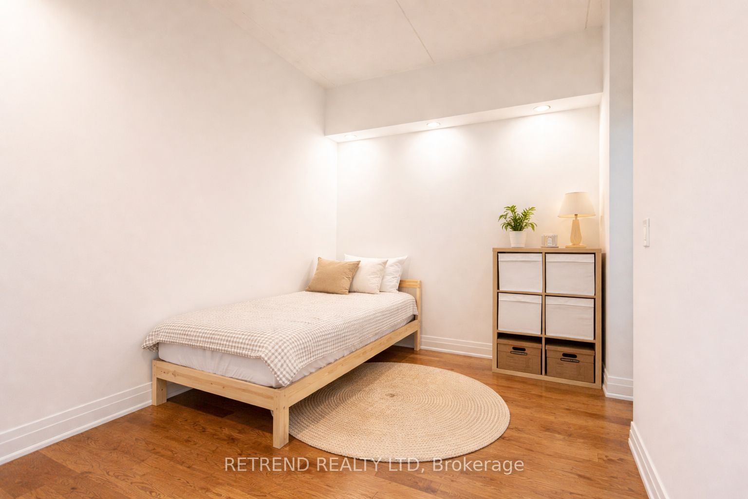 Unit 205 - 2737 Keele Street, North York 3
