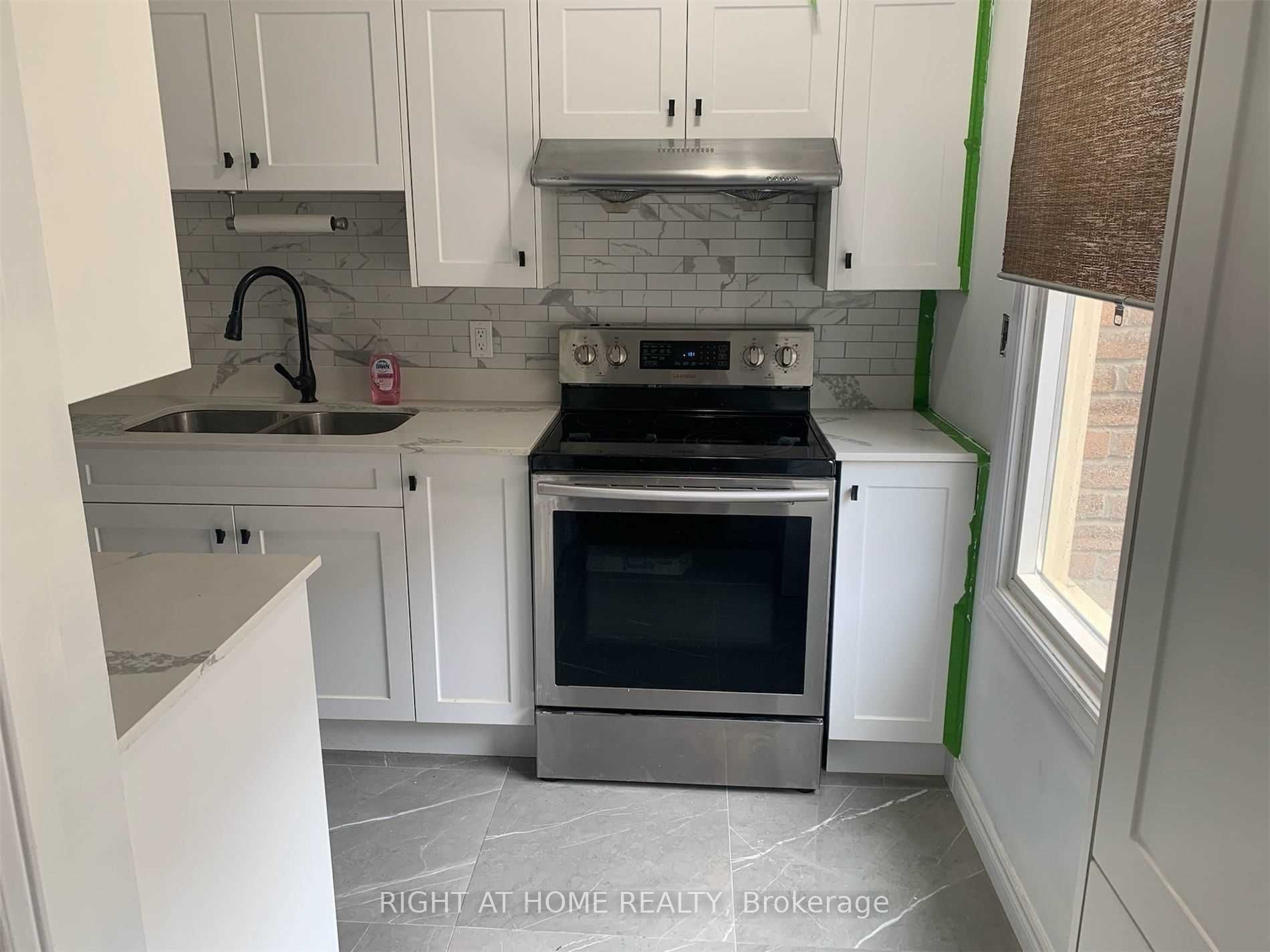Unit 30 - 16 Rexdale Boulevard, Etobicoke 4