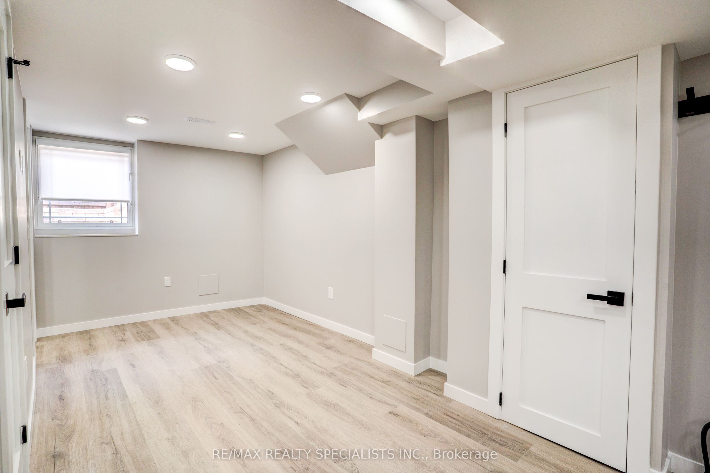 Unit Lower - 454 Mayzel Road, Burlington 5