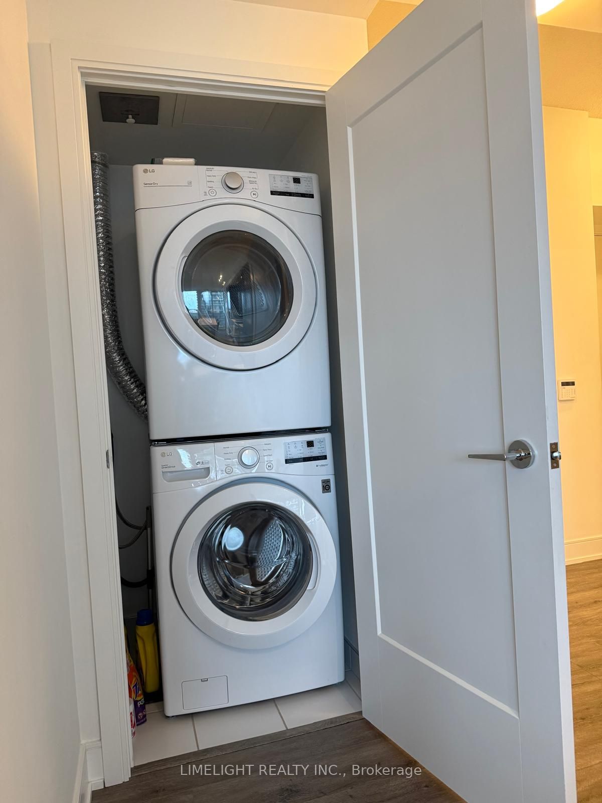 Unit 2009 - 70 Annie Craig Drive, Etobicoke 5