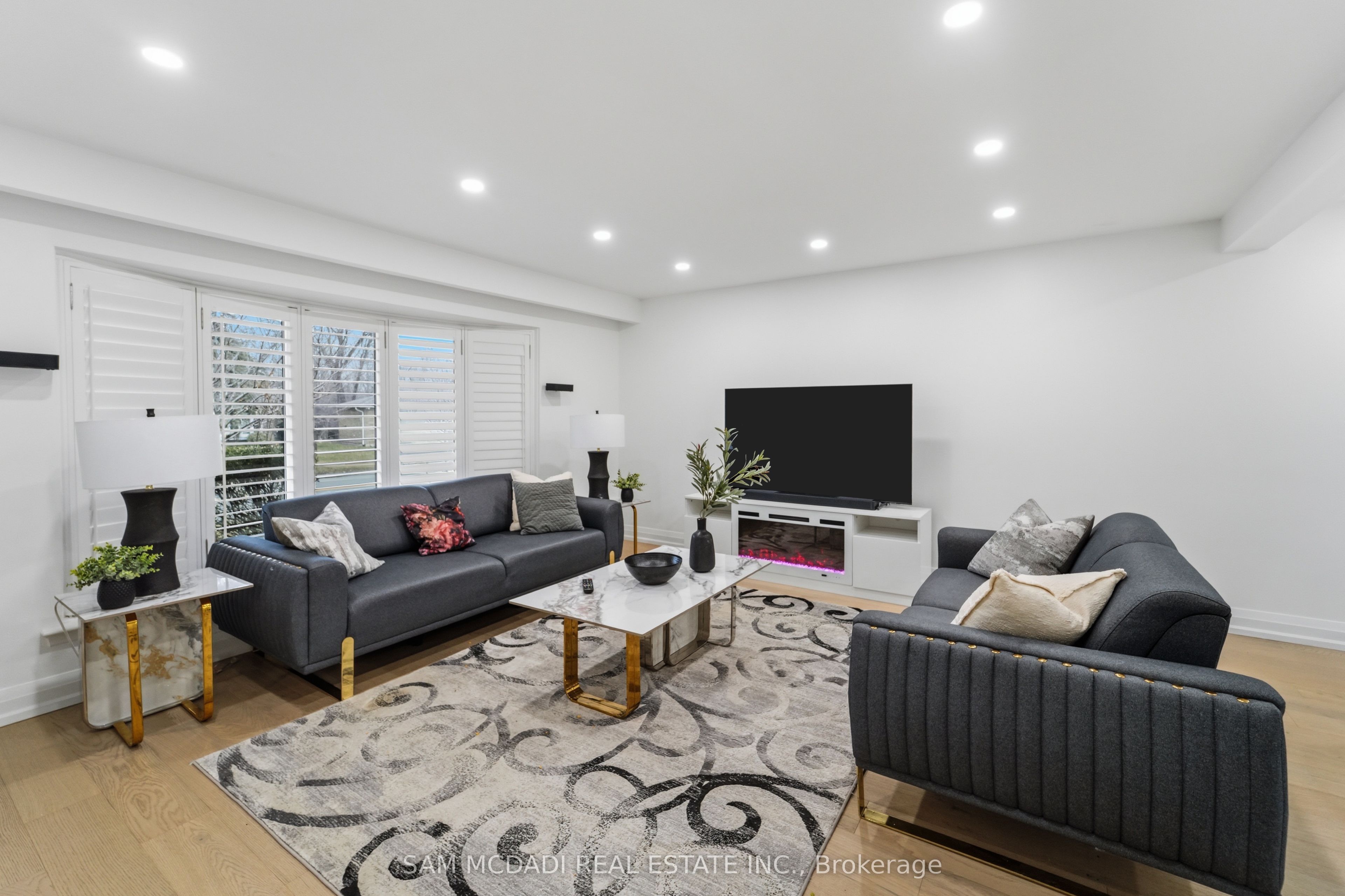 2290 Devon Road, Oakville 5