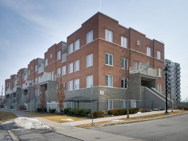 Unit 208 - 5 Richgrove Drive E, Etobicoke 2