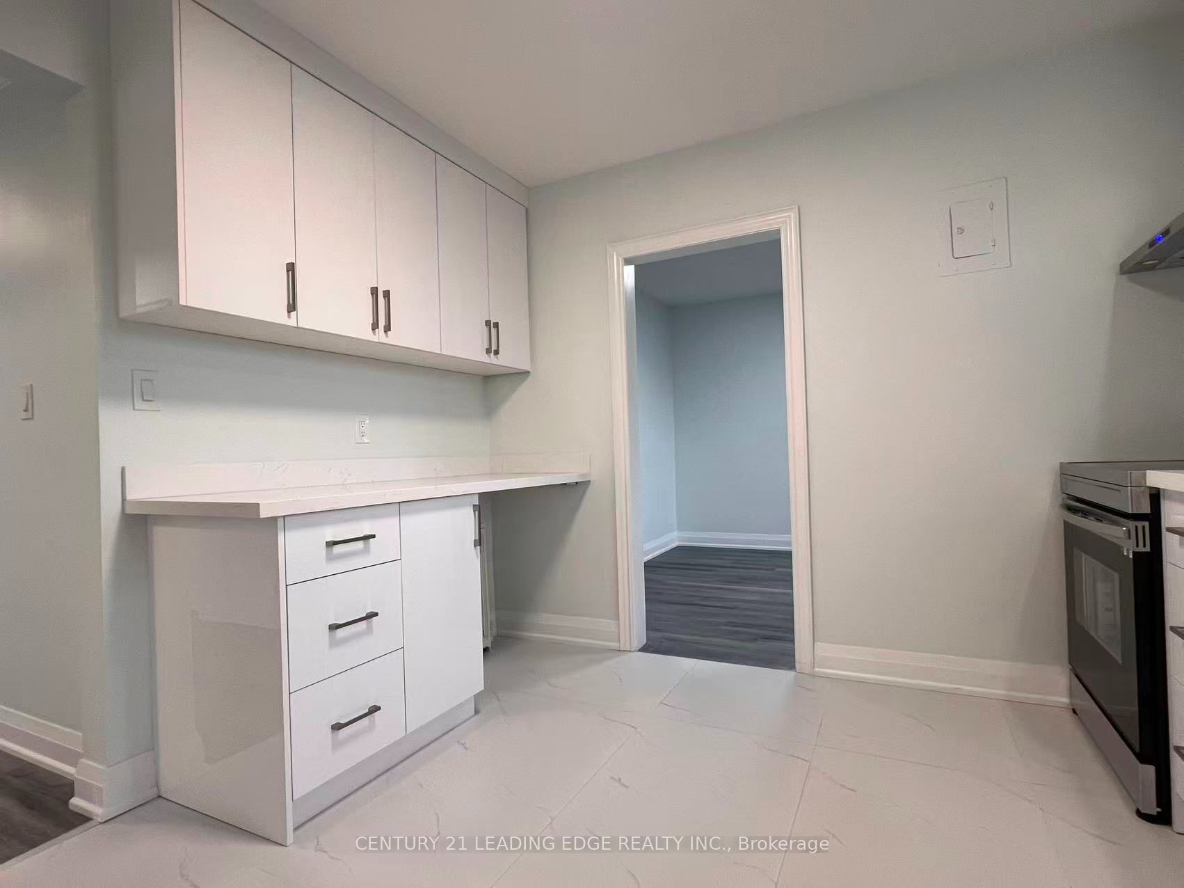 Unit 6 - 2719 Lake Shore Boulevard W, Etobicoke 5
