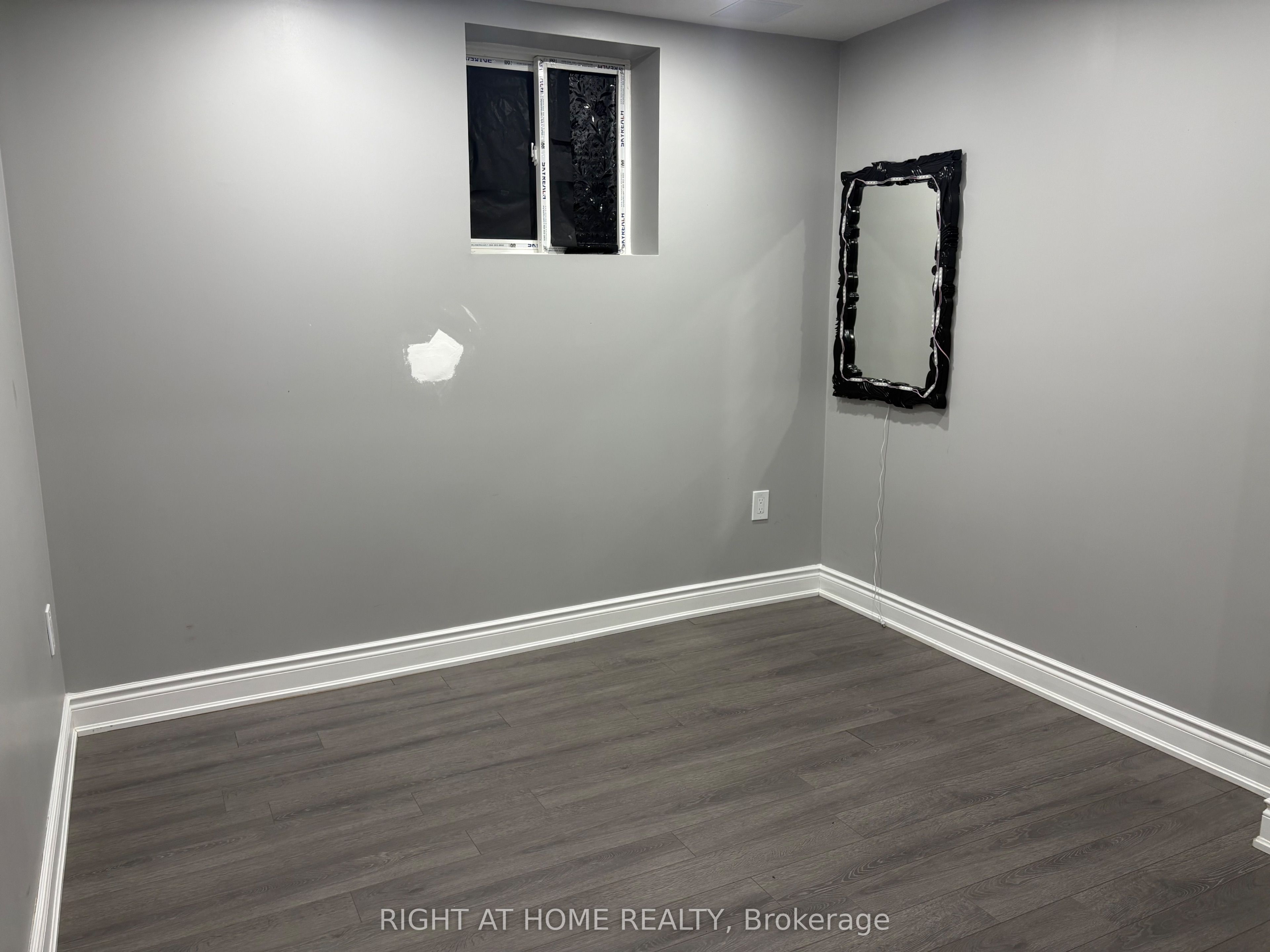 Unit Lower Level - 846 Francine Crescent, Mississauga 4