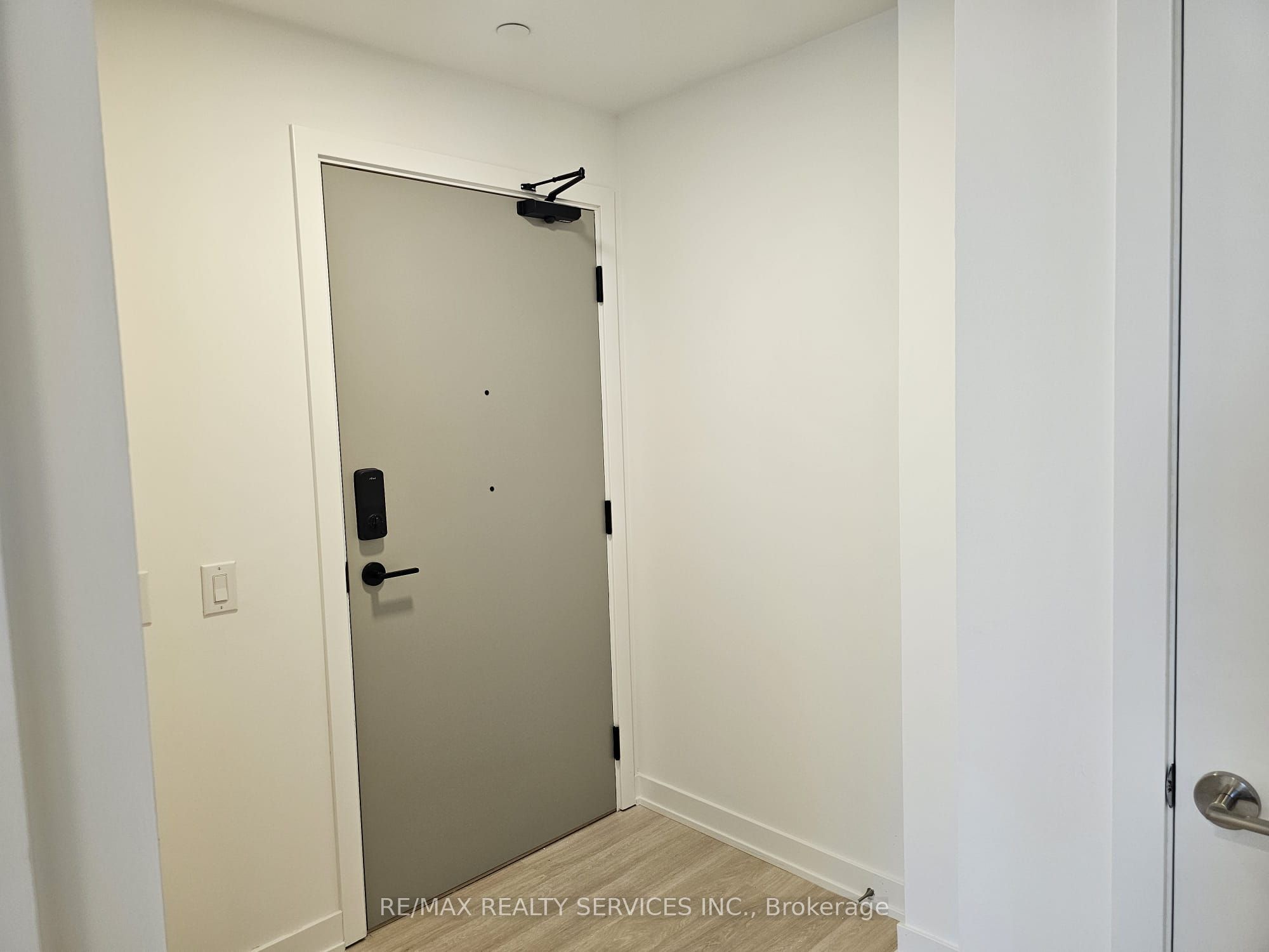 Unit 2707 - 5105 Hurontario Street, Mississauga 4