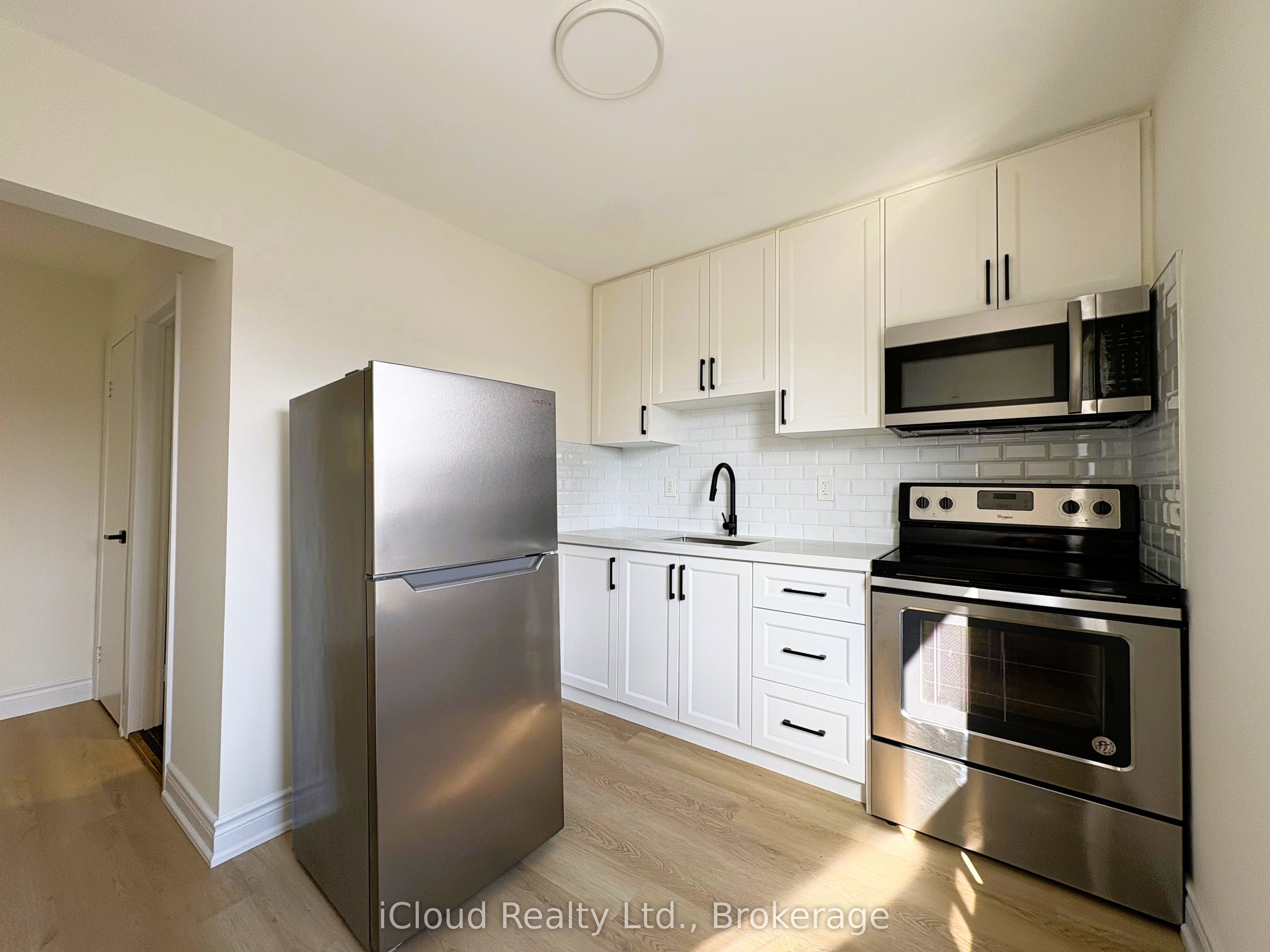 Unit UPPER - 1373 Davenport Road, Toronto 5