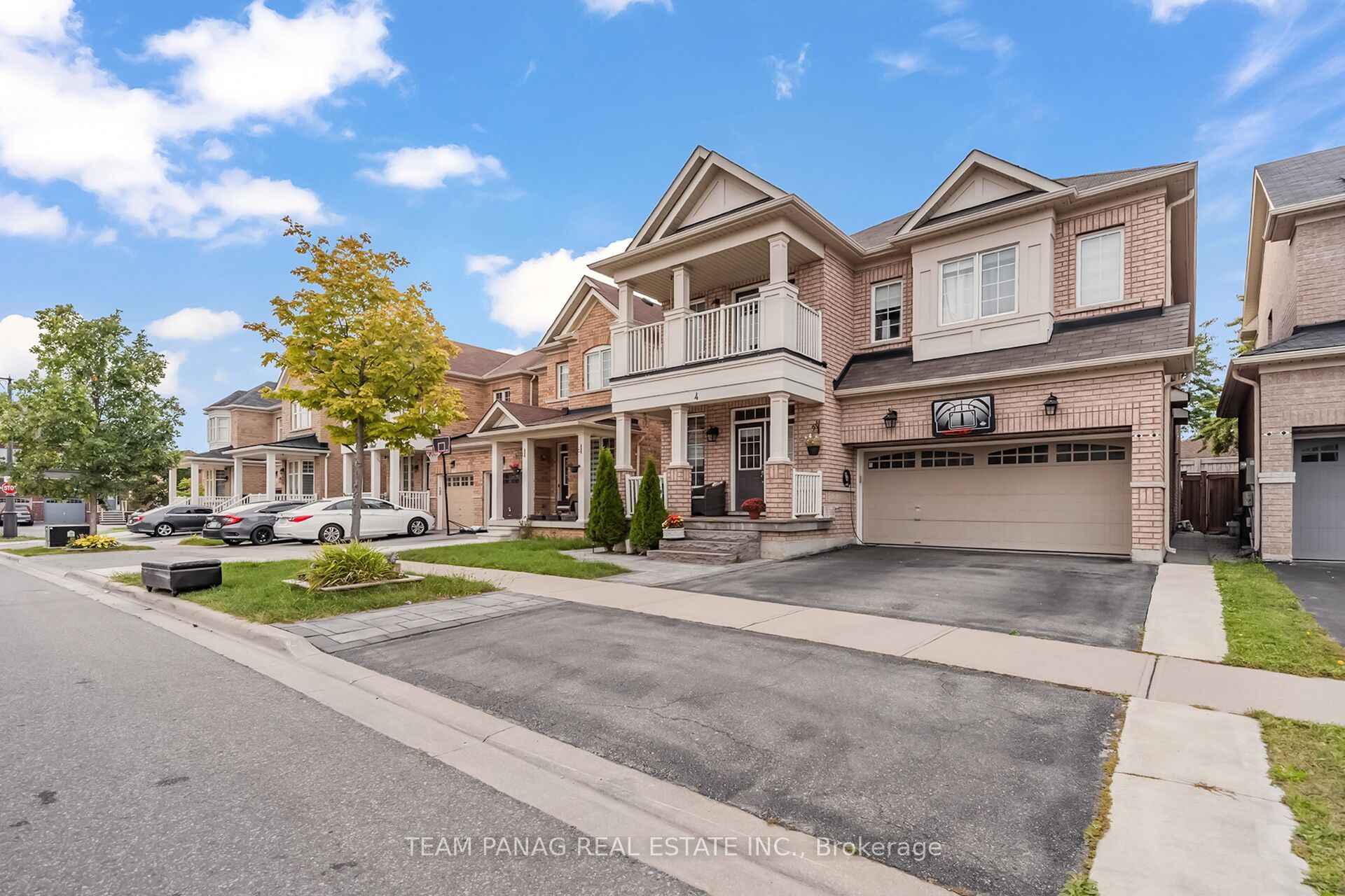 4 Archville Street, Brampton 2