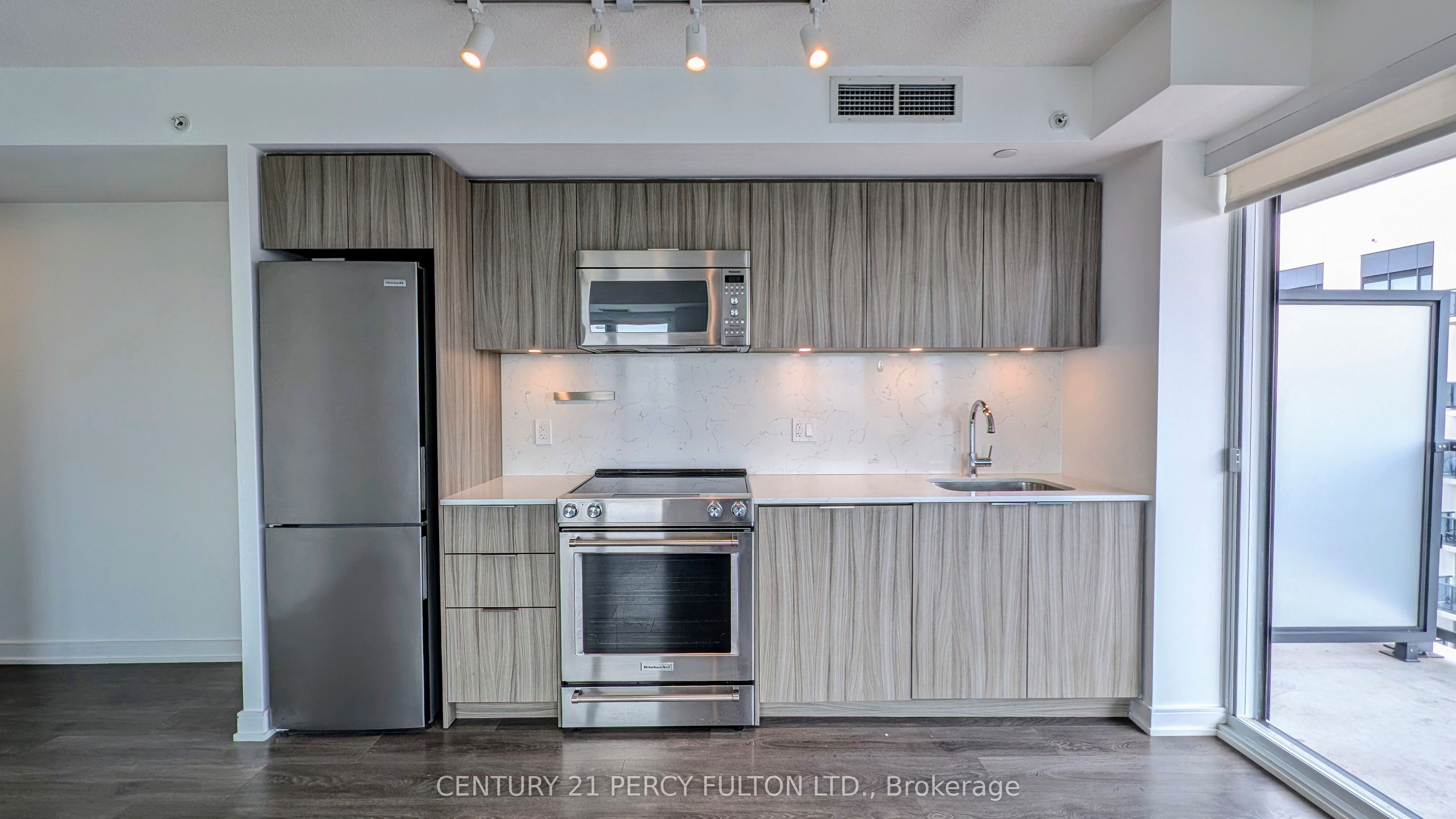 Unit 1908 - 30 Samuel Wood Way, Etobicoke 2