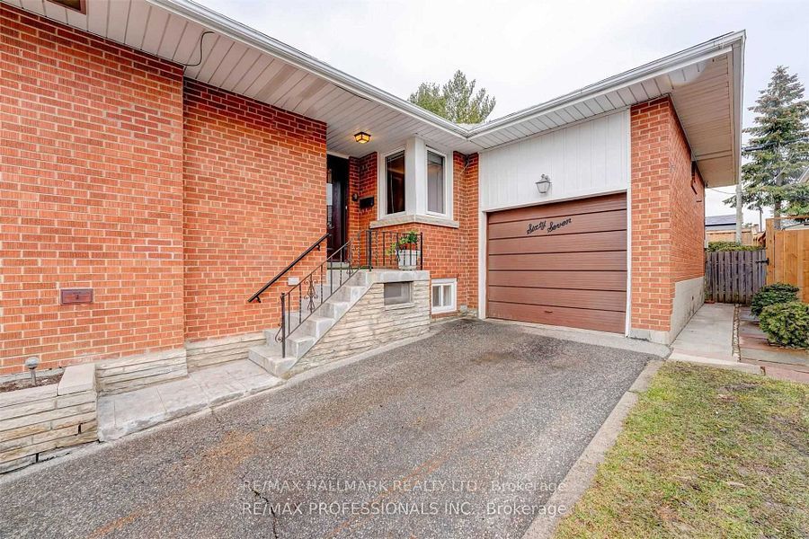 Unit LOWER - 67 Saskatoon Drive, Etobicoke 2