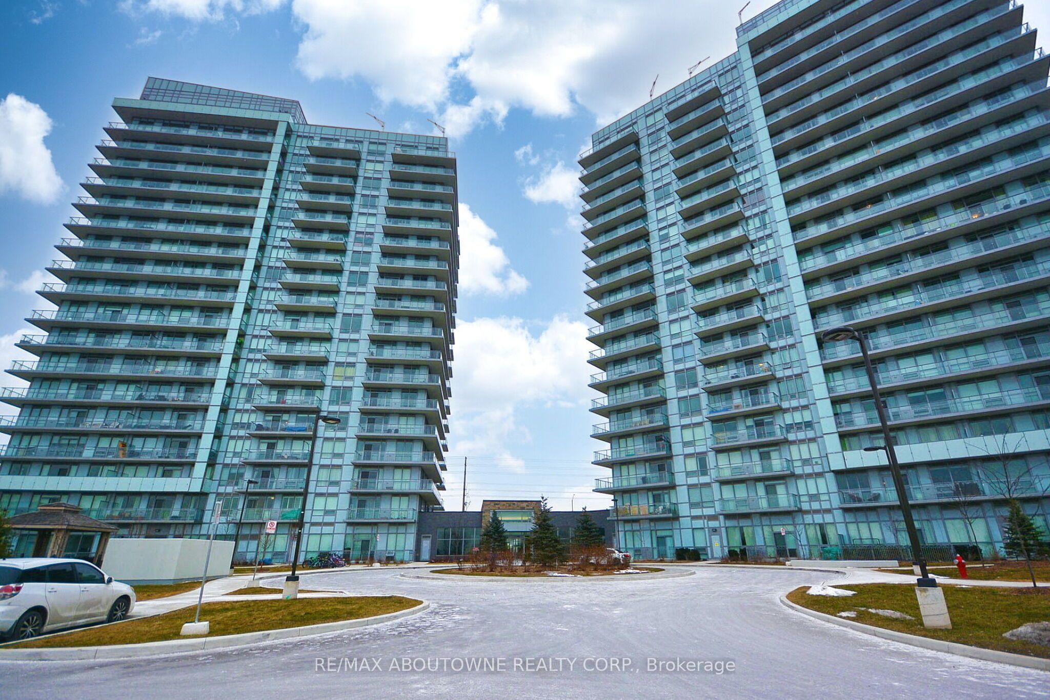 Unit 1202 - 4677 Glen Erin Drive, Mississauga 2