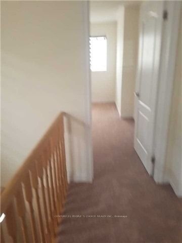 Unit Upper - 38 Yardley Crescent, Brampton 2