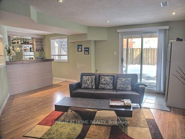 Unit Basement - 5260 Floral Hill Crescent, Mississauga 2