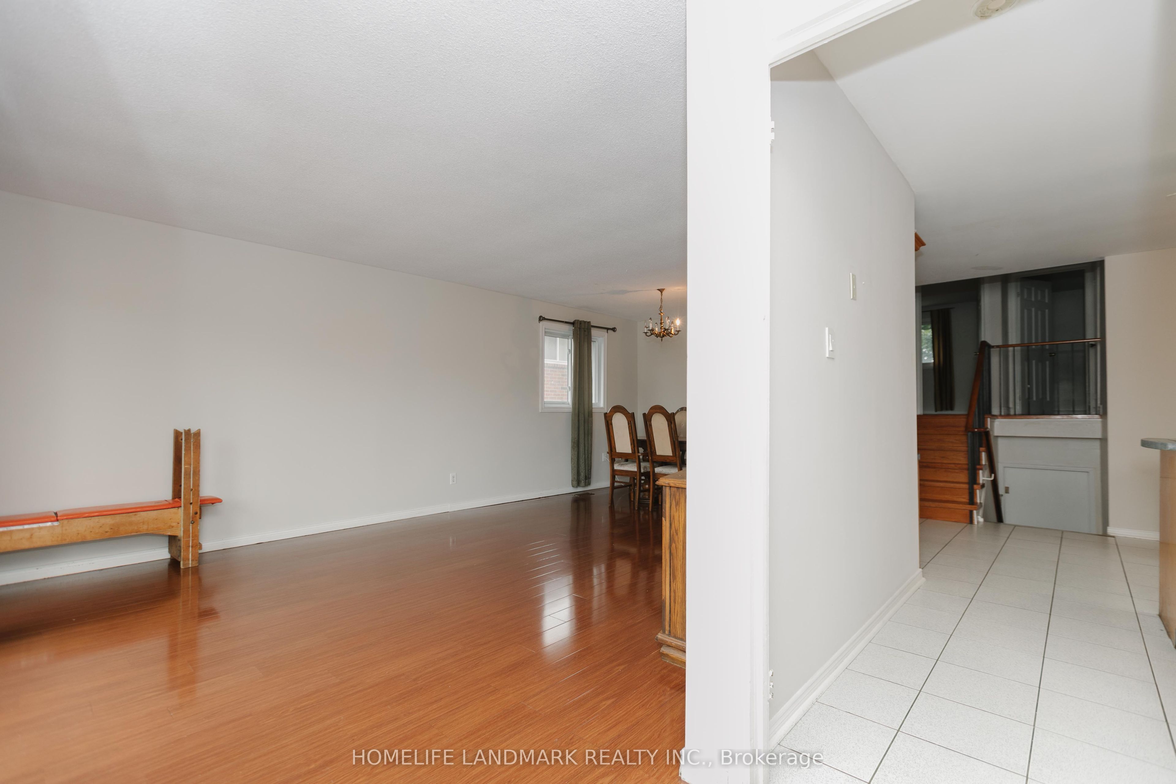 22 Blenheim Drive, Brampton 2