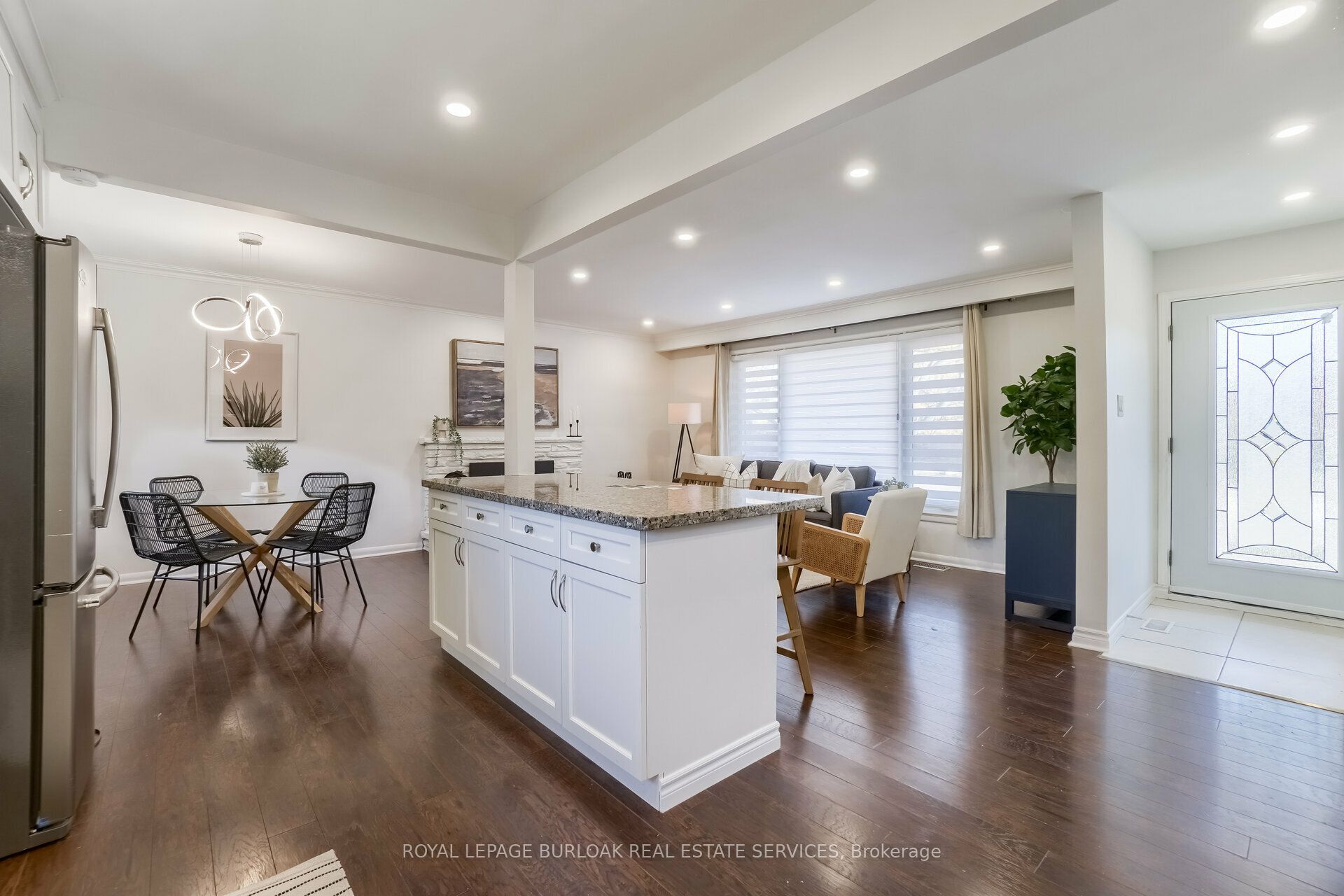 2121 Bridge Road, Oakville 4
