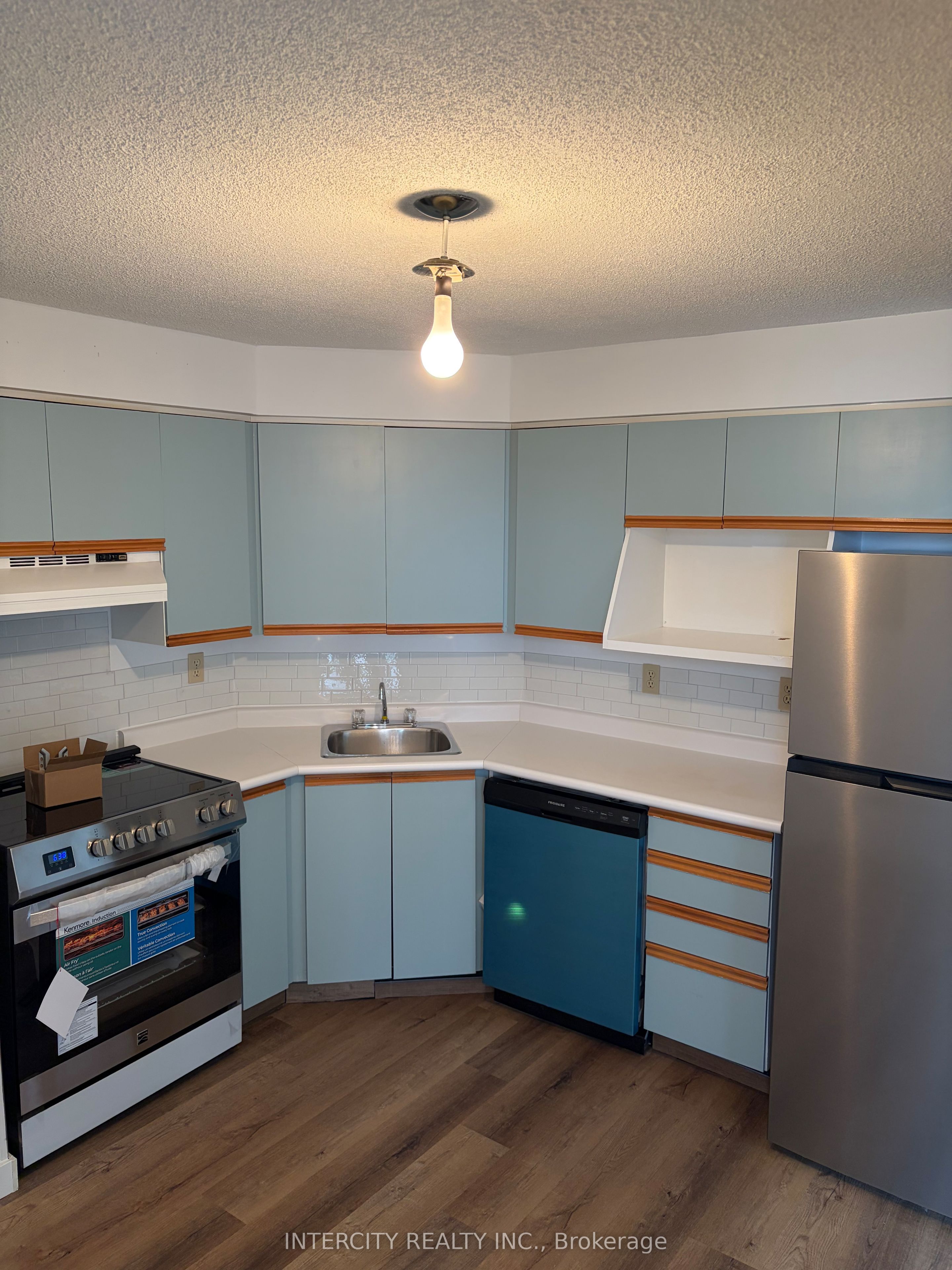Unit 1110 - 61 Markbrook Lane, Etobicoke 2