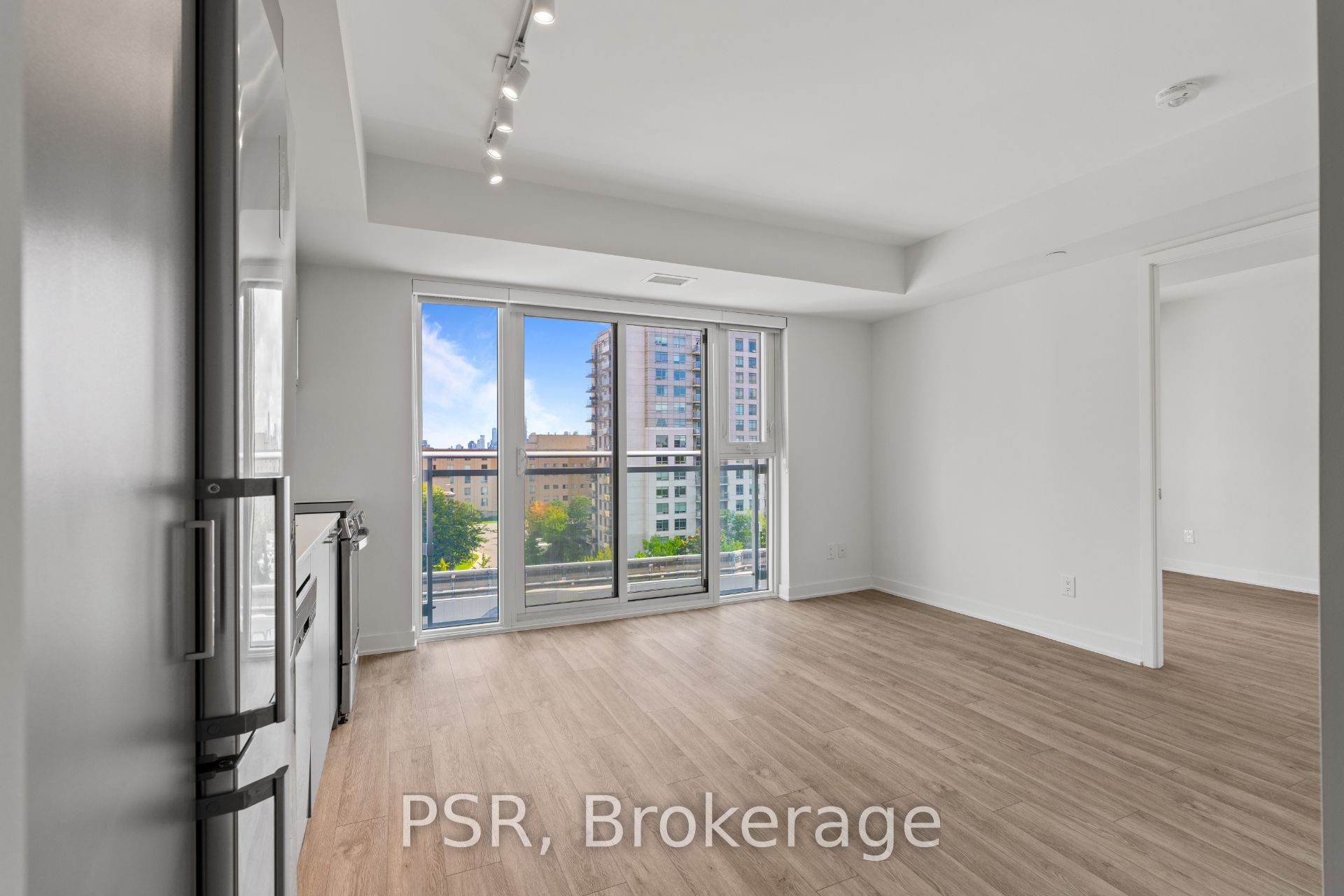 Unit 517 - 299 Campbell Avenue, Toronto 2