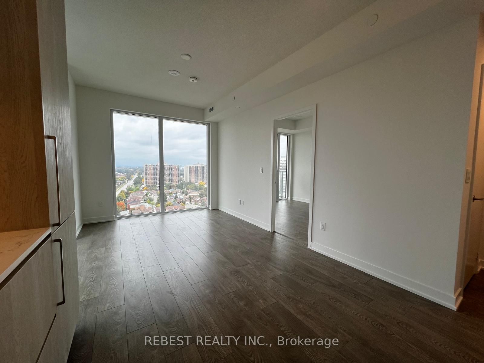 Unit 1704 - 209 Steeles Avenue W, Brampton 2