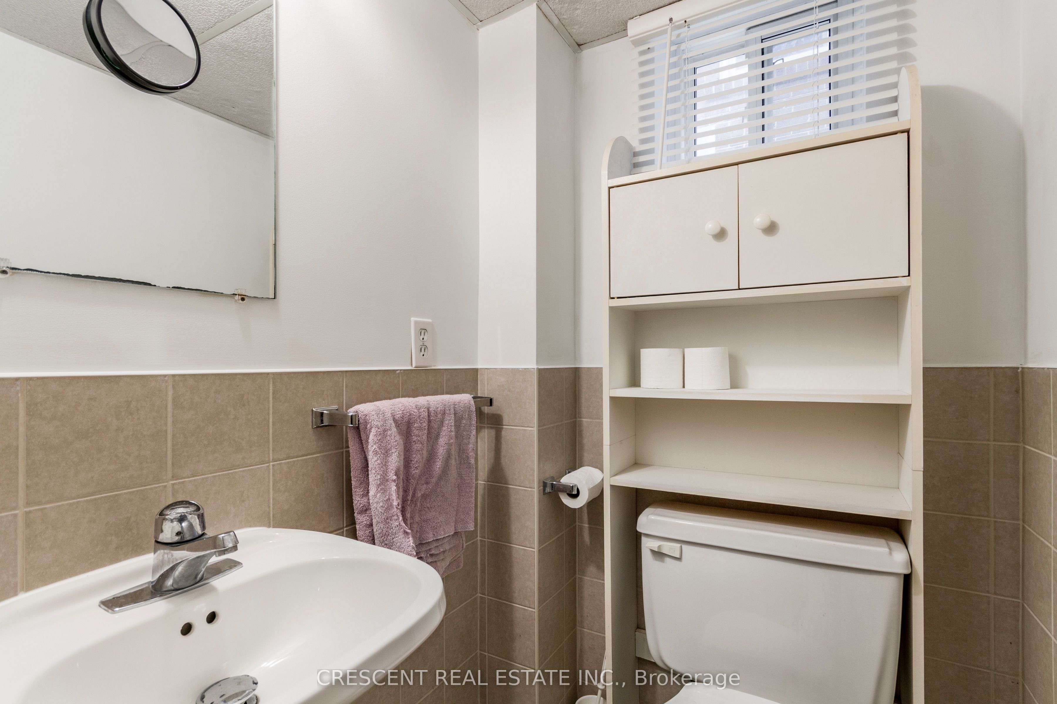 Unit LOWER - 14 Claymore Drive, Etobicoke 5