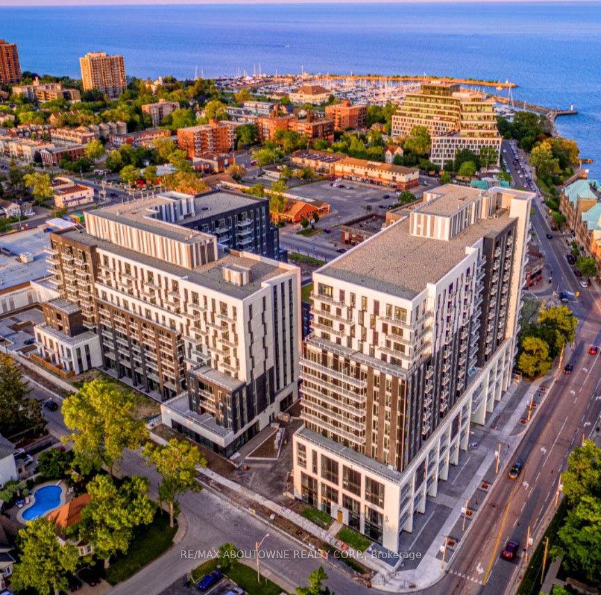 Unit A303 - 125 Bronte Road, Oakville 3