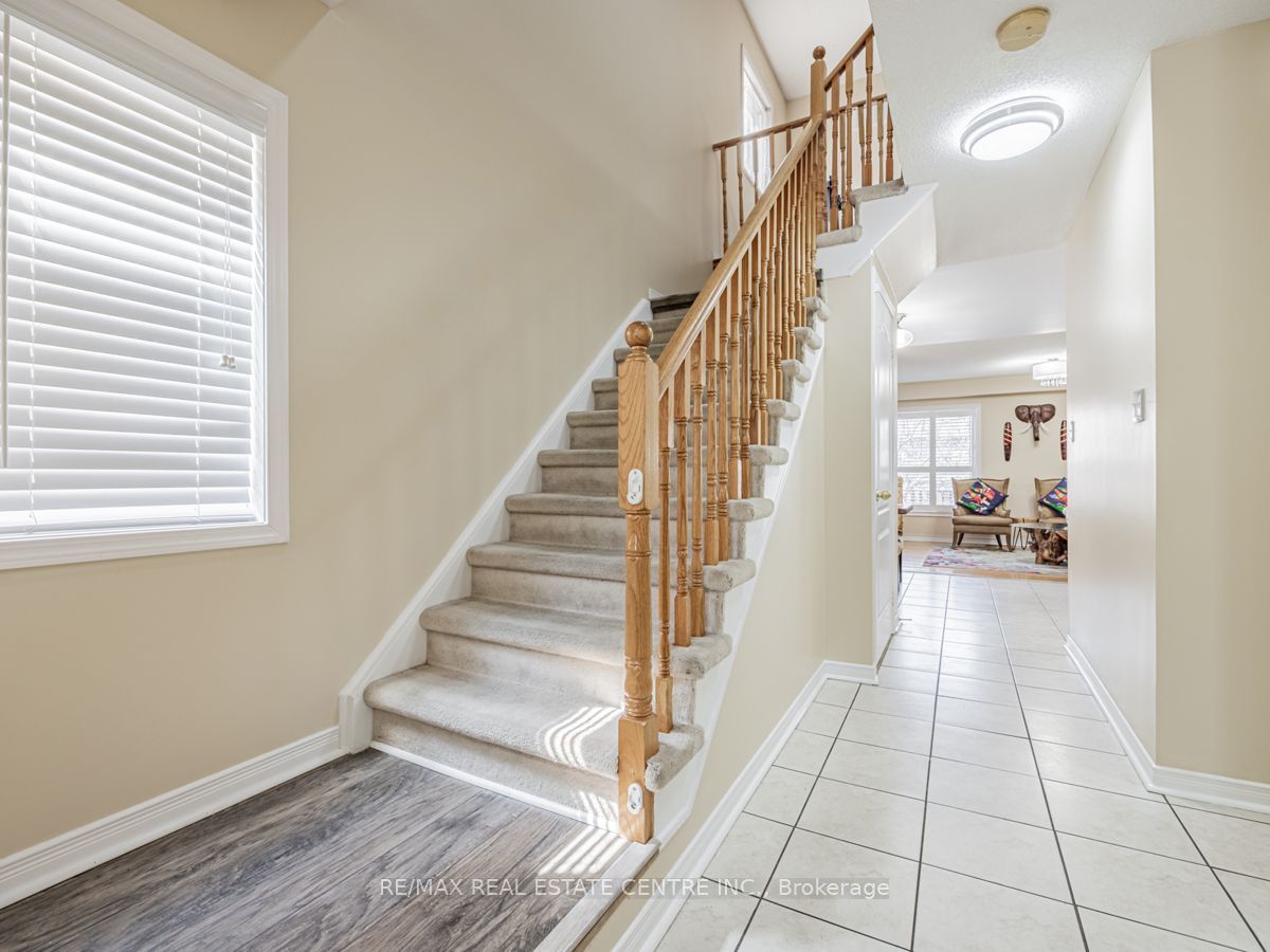 Unit Upper - 140 Cadillac Crescent, Brampton 4