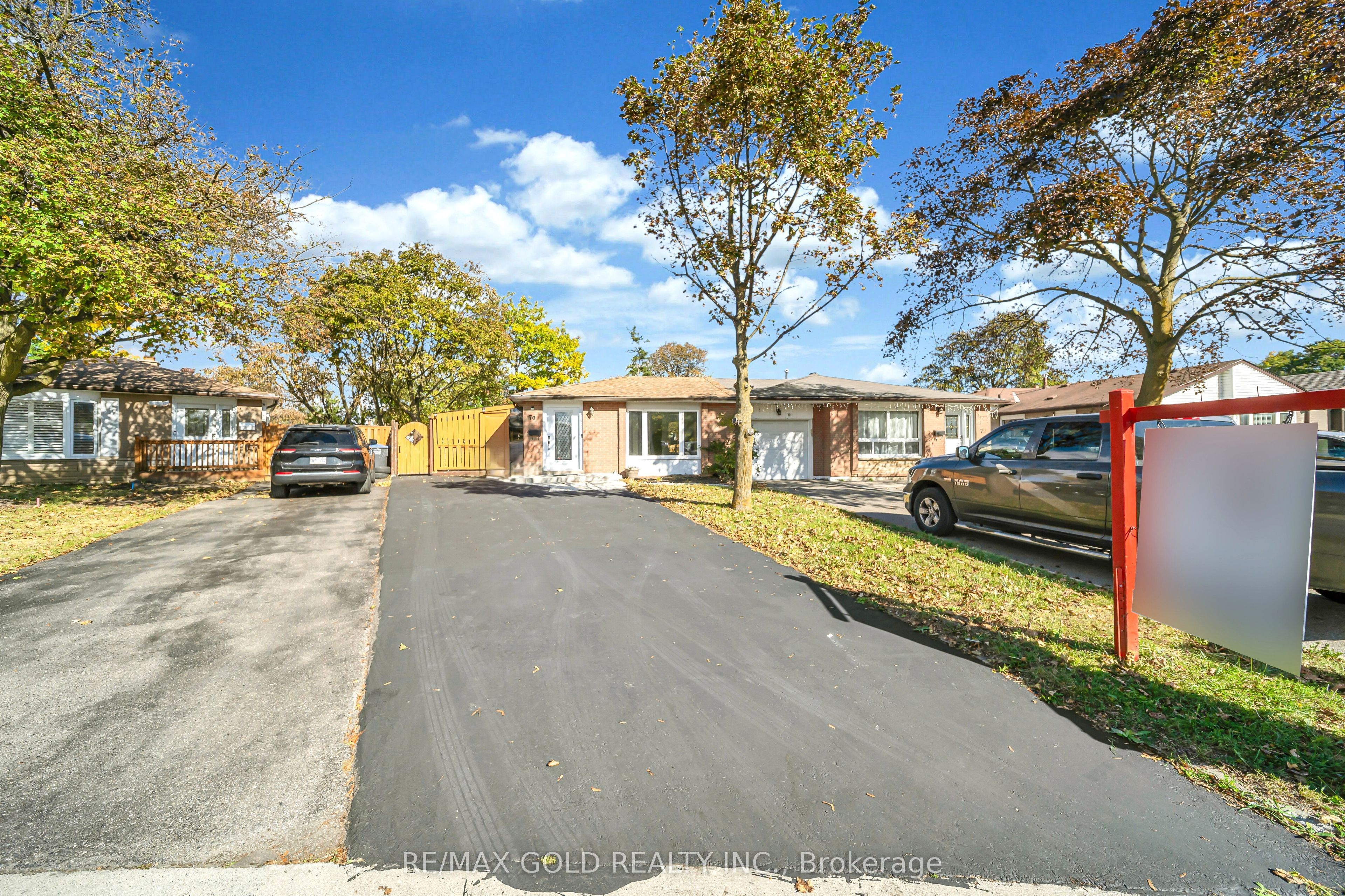 Unit Basement - 70 Glenmore Crescent, Brampton 4