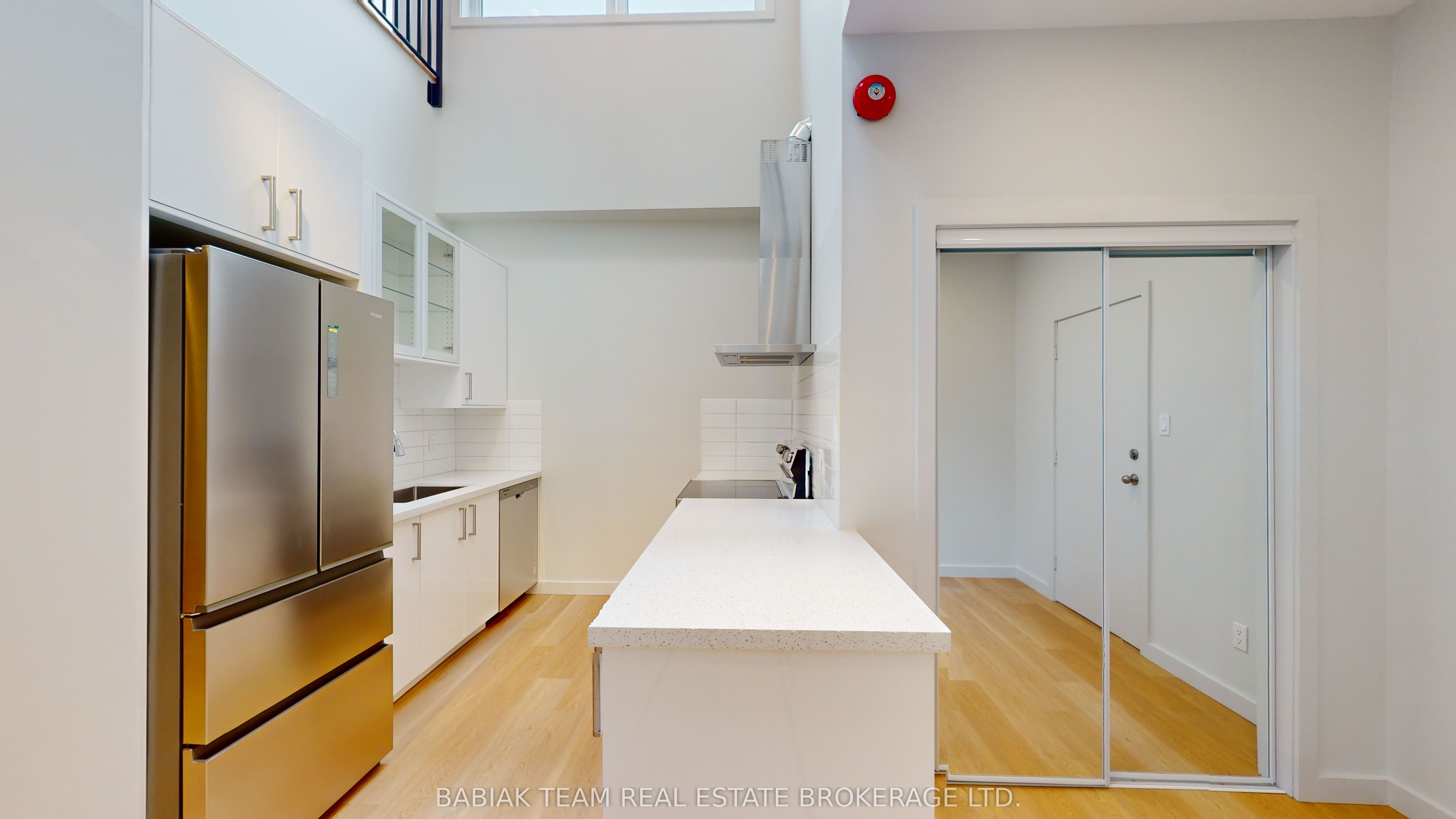 Unit 203 - 268 Jane Street, Toronto 5