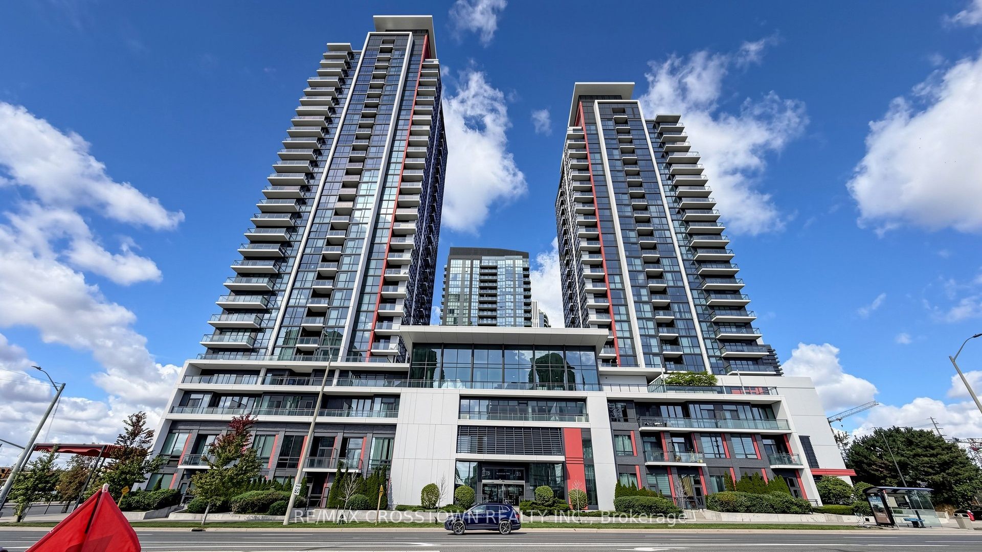 Unit 402 - 75 Eglinton Avenue W, Mississauga 3