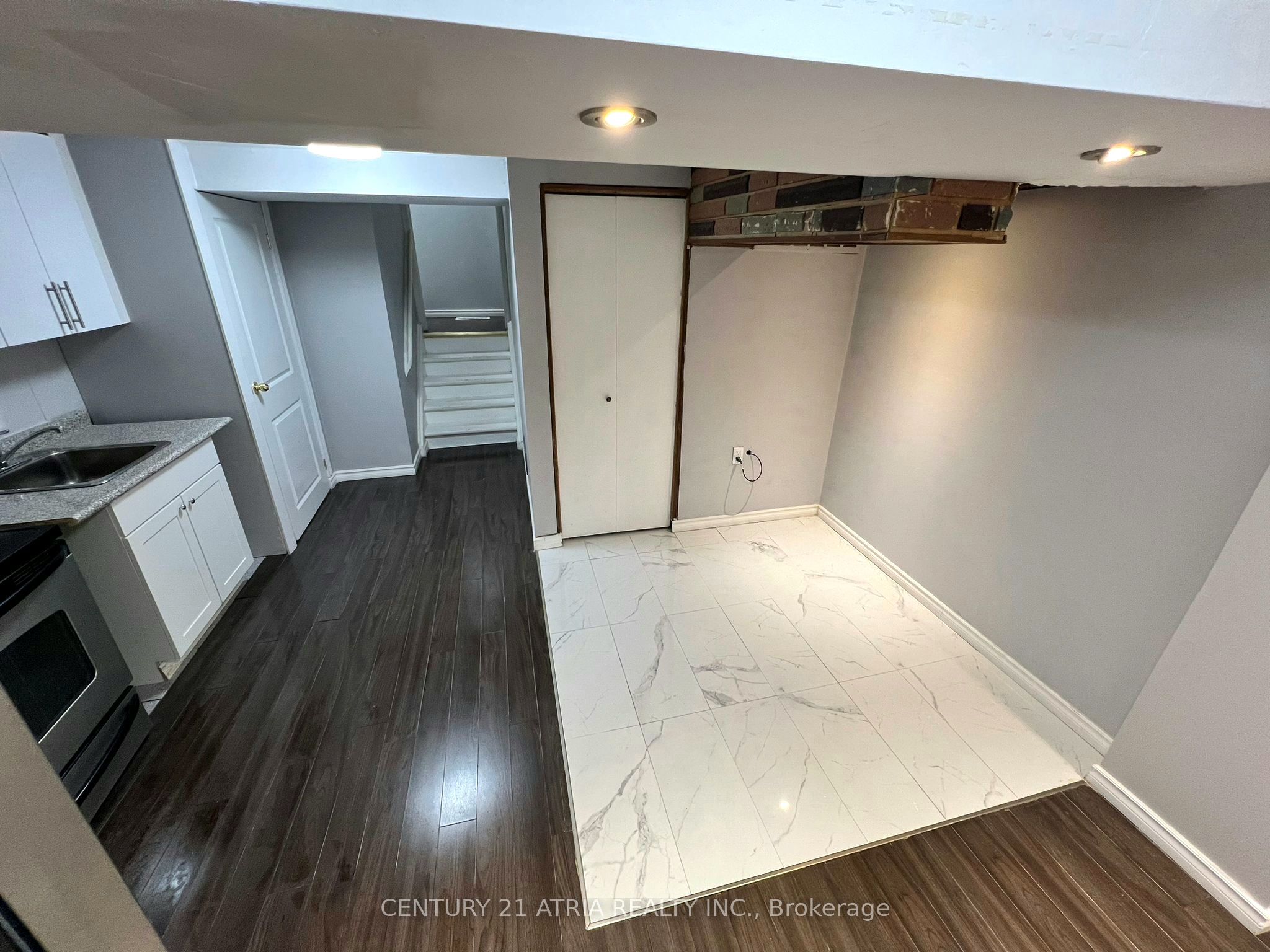 Unit Lower - 39 Frankton Crescent, North York 3