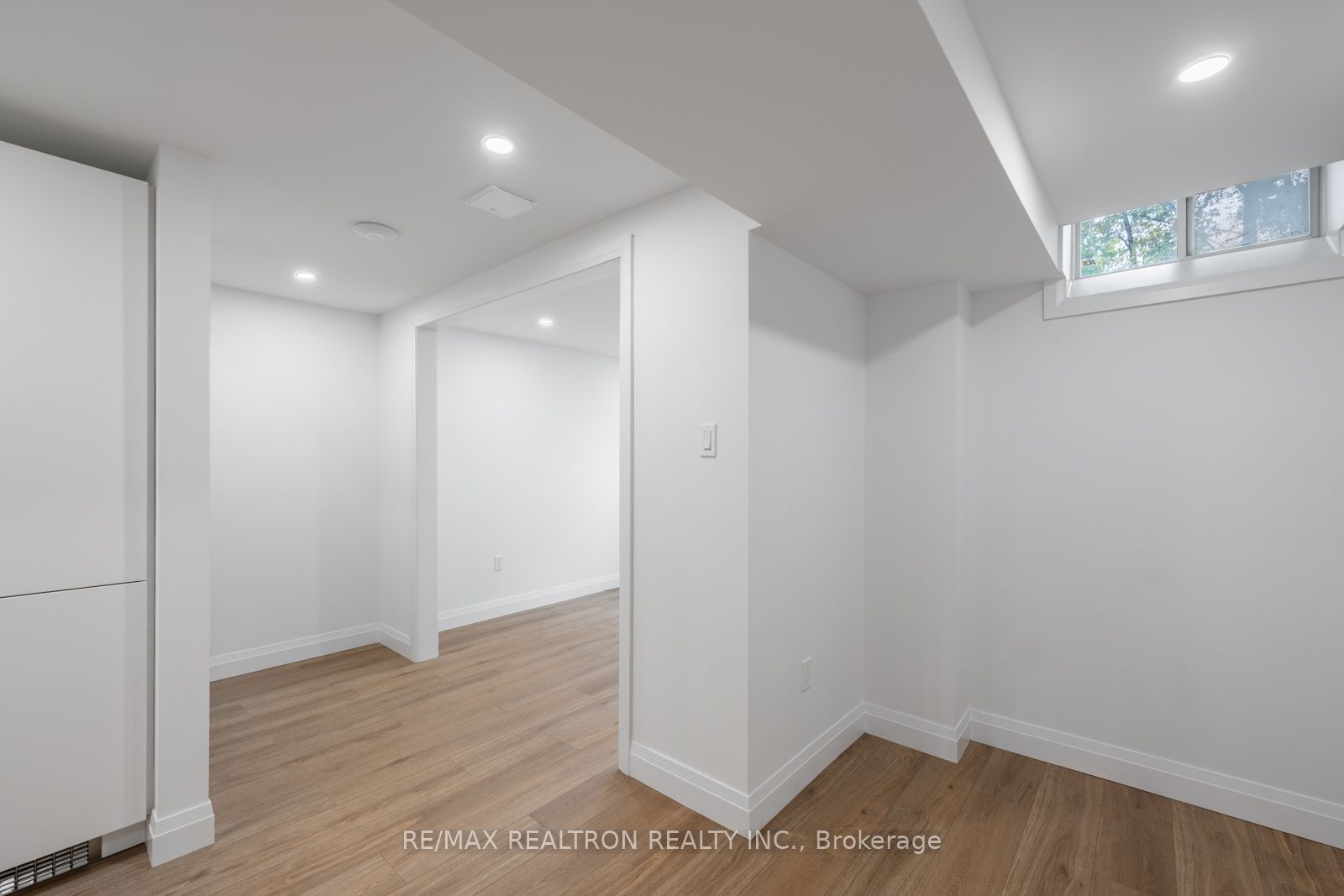 Unit Lower - 10 Hesketh Court, Caledon 5