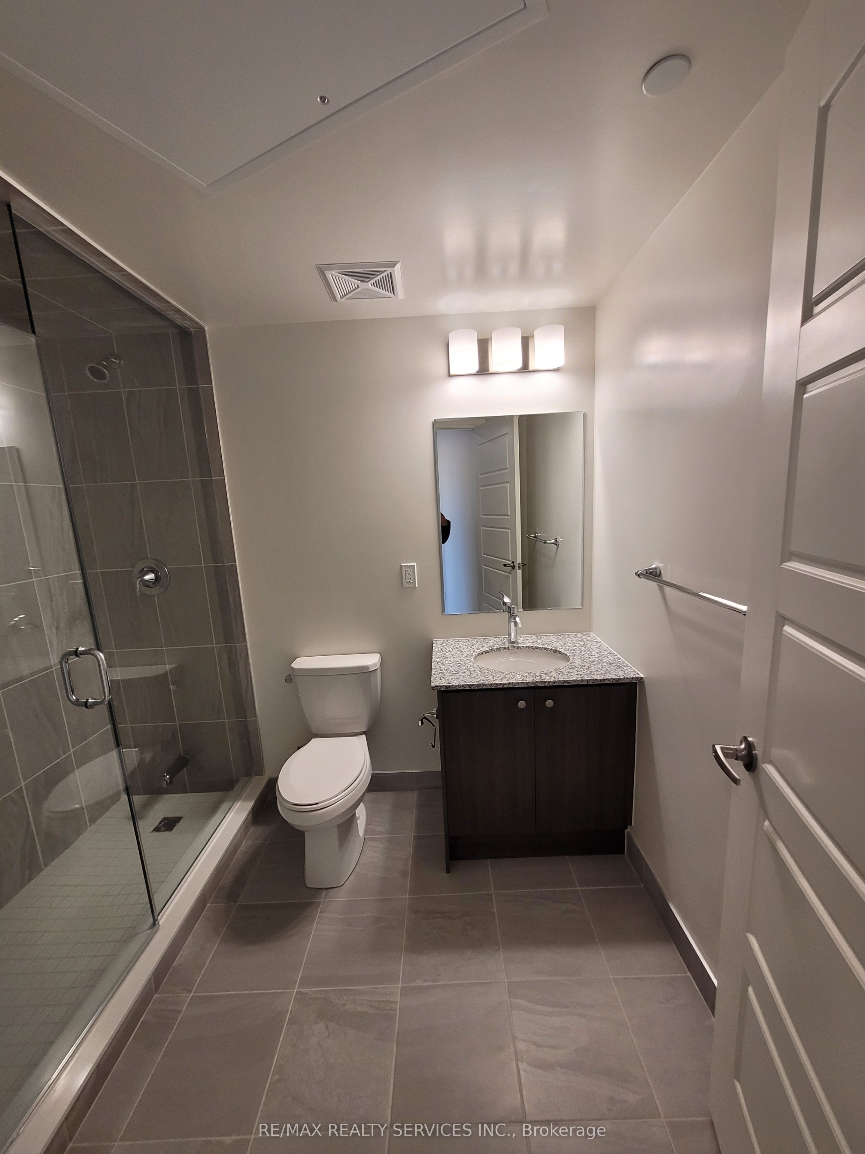 Unit 212 - 3006 William Cutmore Boulevard, Oakville 3