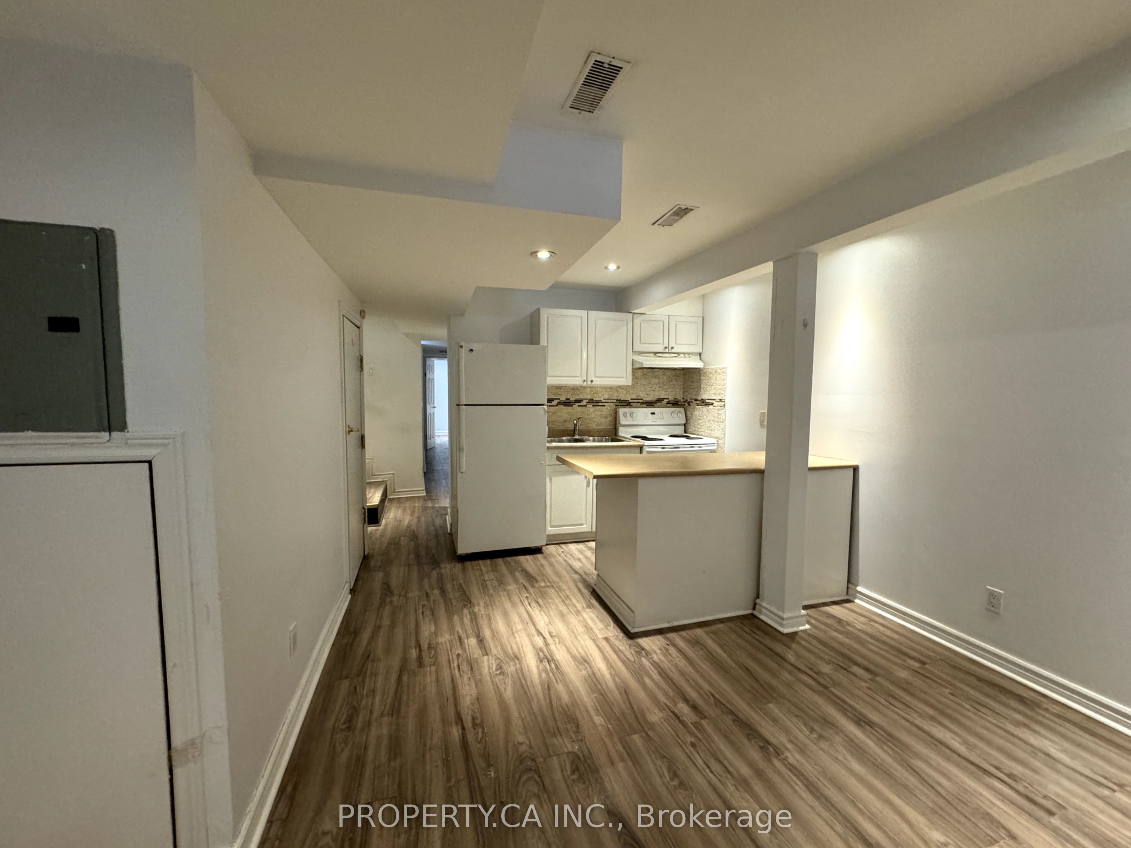 Unit Lower - 270 Christie Street, Toronto 3