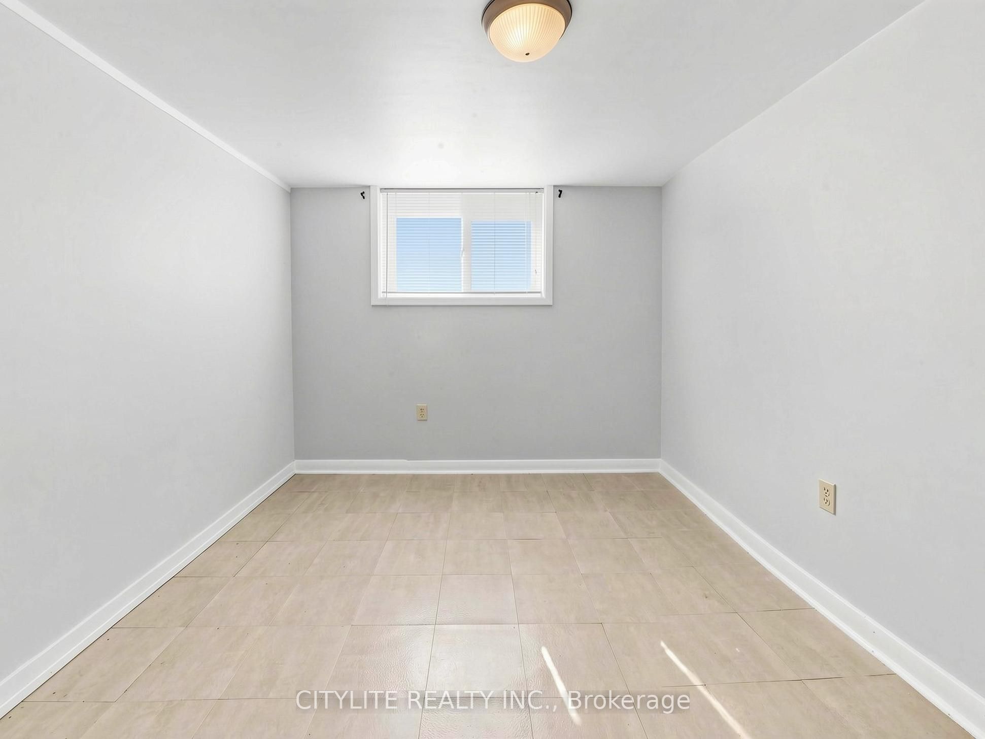 Unit Basement - 35 Macdonald Avenue, Toronto 5