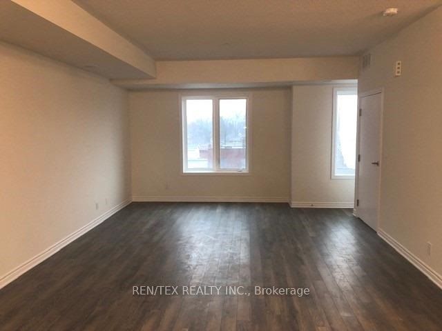 Unit 3 - 3580 Lakeshore Boulevard W, Etobicoke 4