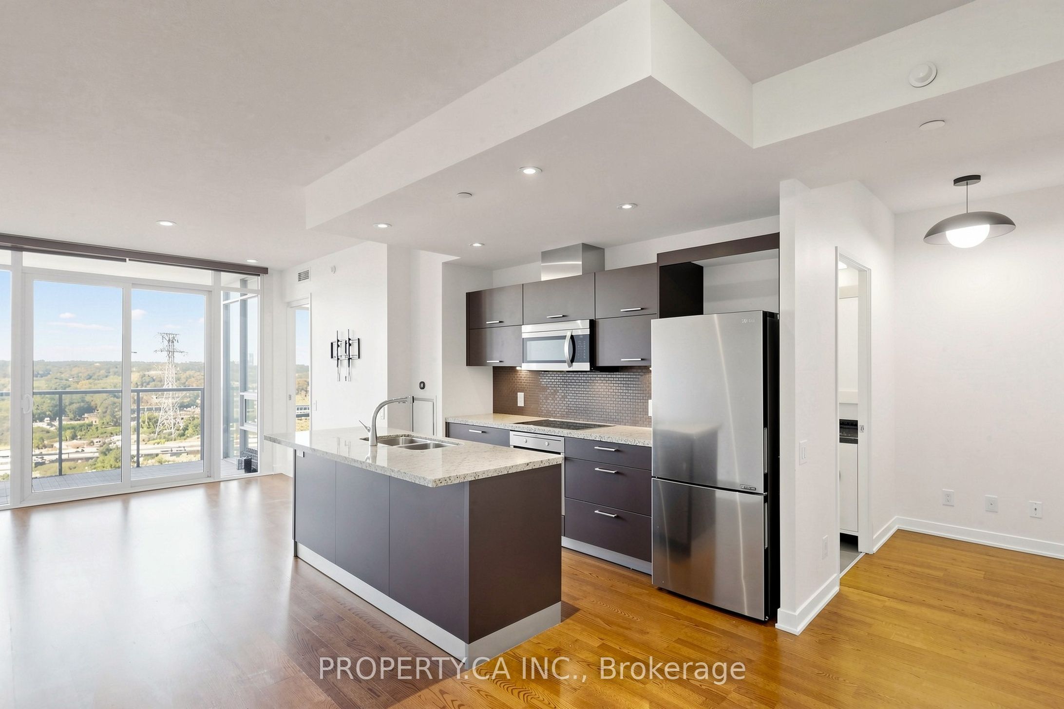 Unit 1712 - 88 Park Lawn Road, Etobicoke 3