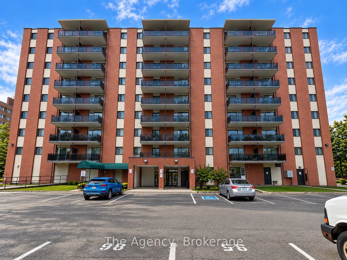 Unit 504 - 45 Paisley Boulevard W, Mississauga 2