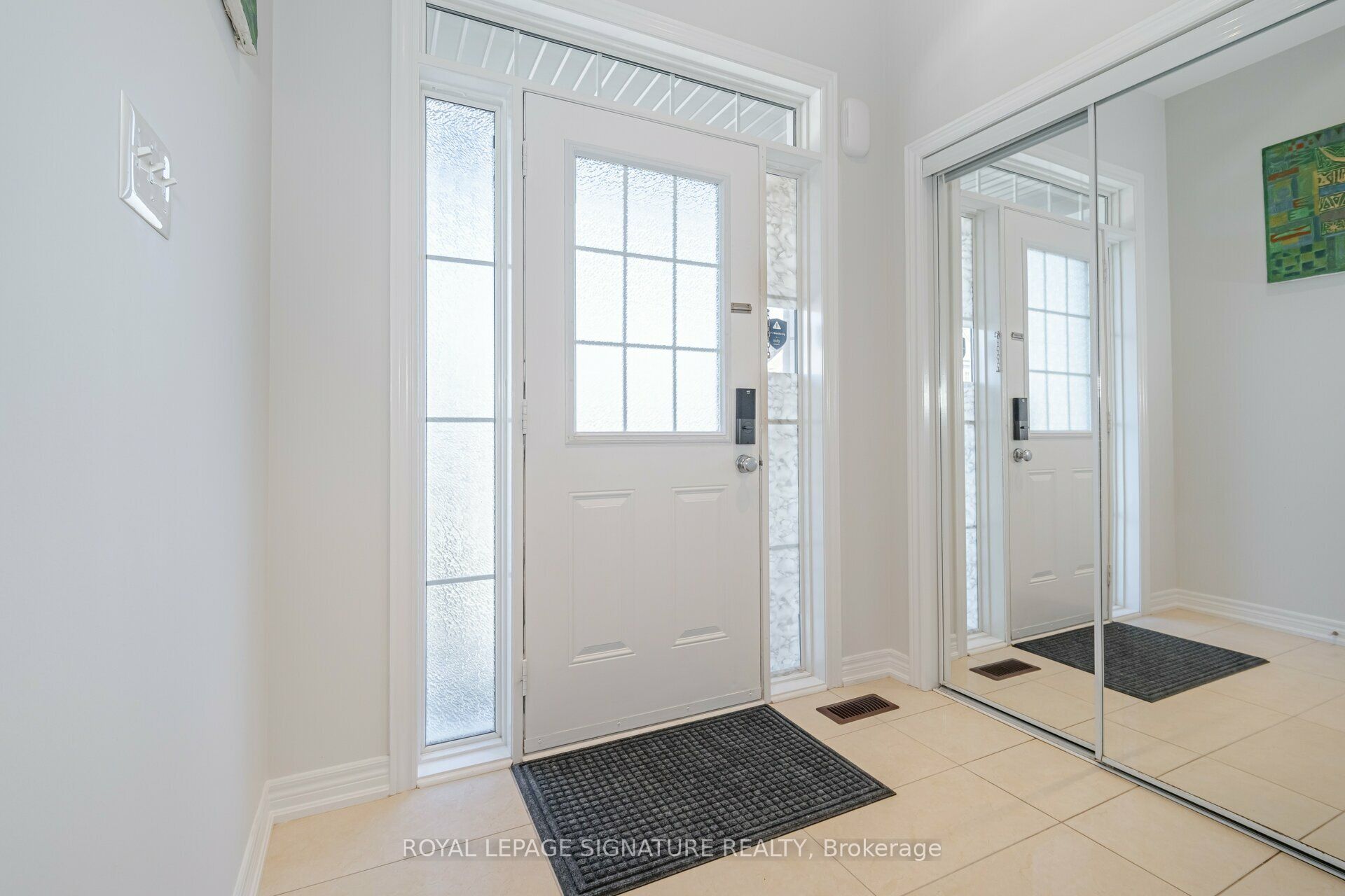 5520 Meadowcrest Avenue, Mississauga 4