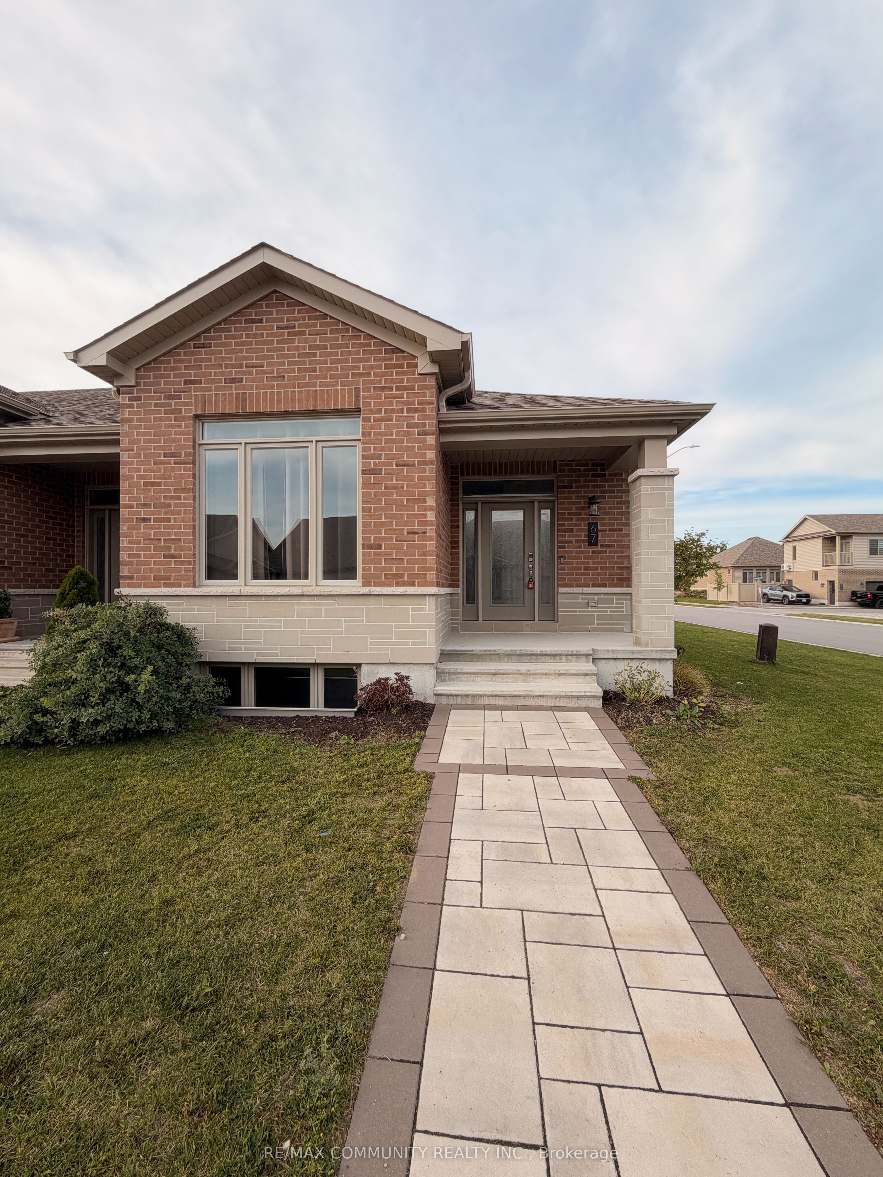 67 Athabaska Drive, Belleville 2