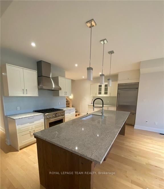 287 Kirchoffer Avenue, Ottawa 3