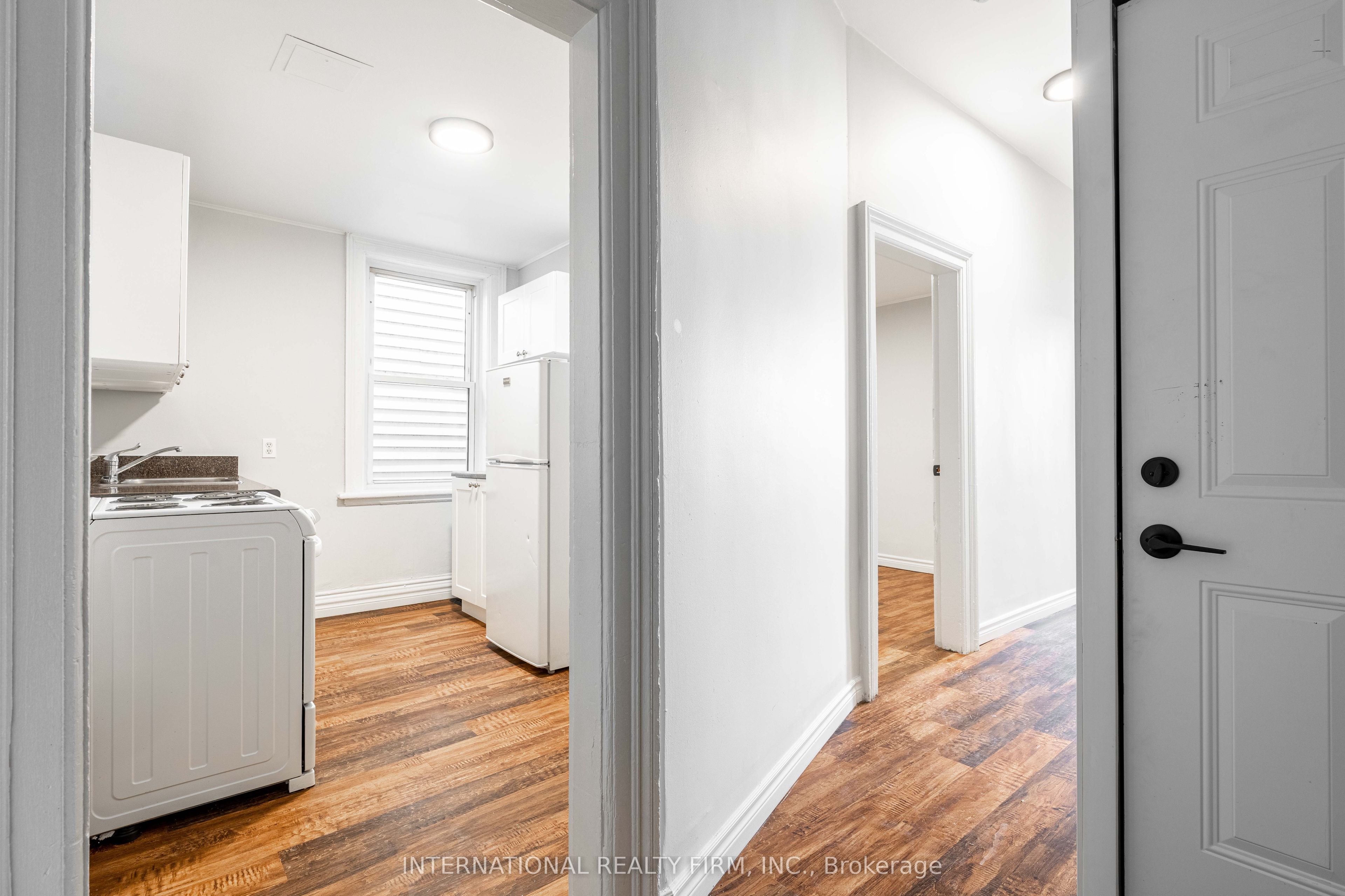 Unit 3 - 221 Hamilton Road, London 2