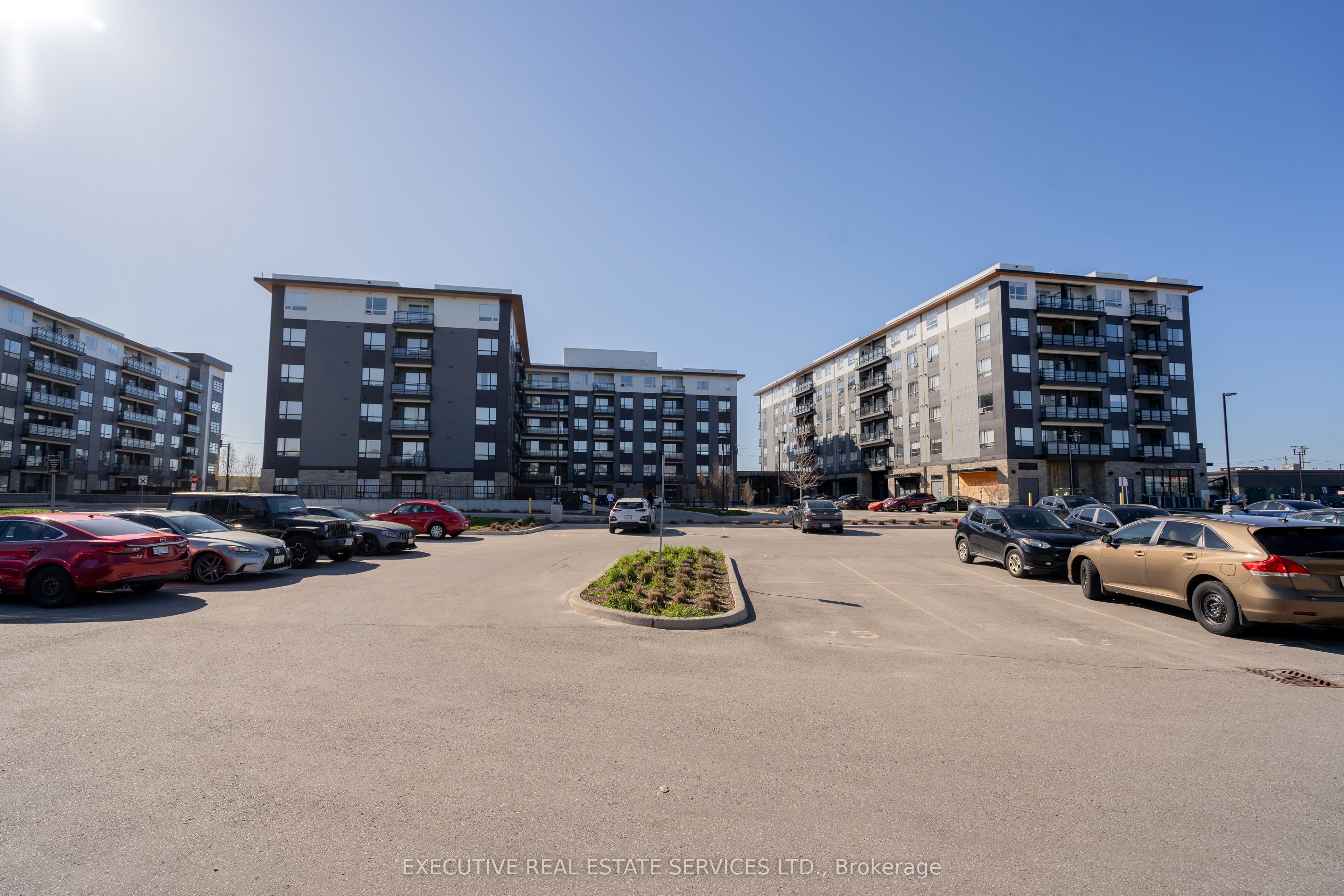 Unit 322 - 251 Northfield Drive E, Waterloo 4