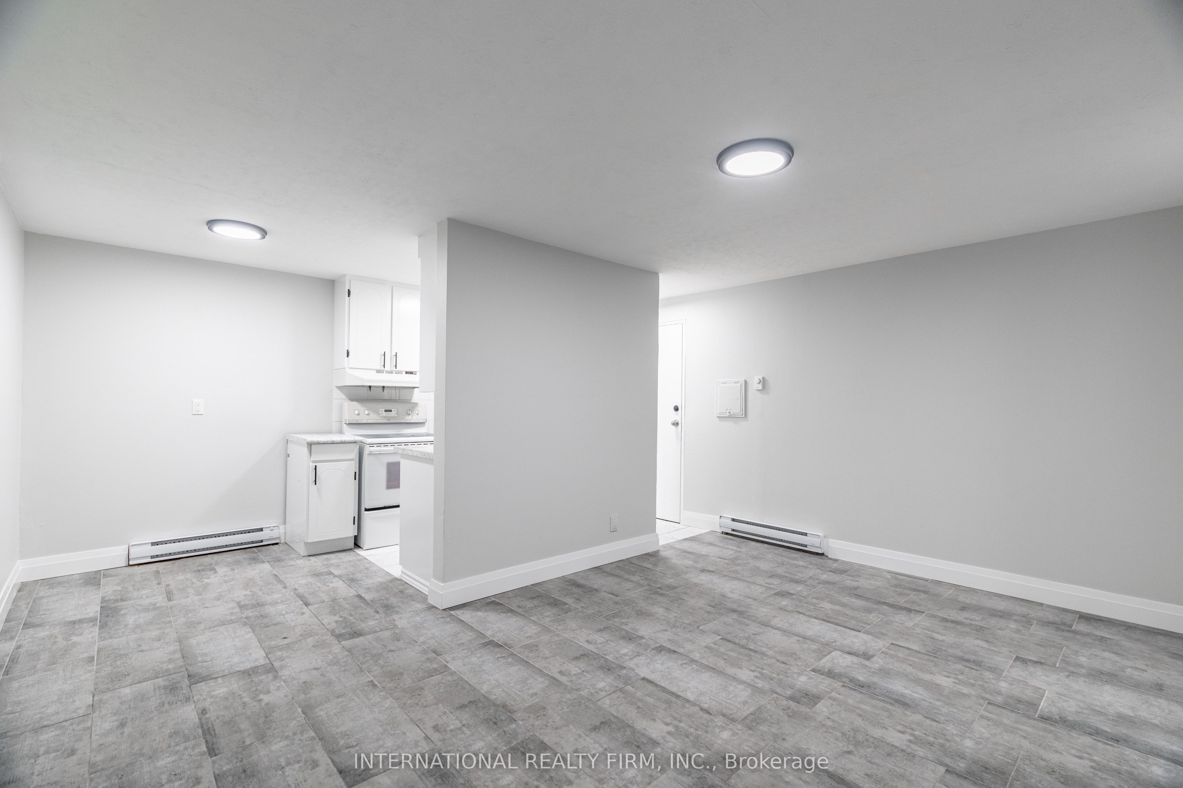 Unit 1 - 24 Brookside Street N, London 5