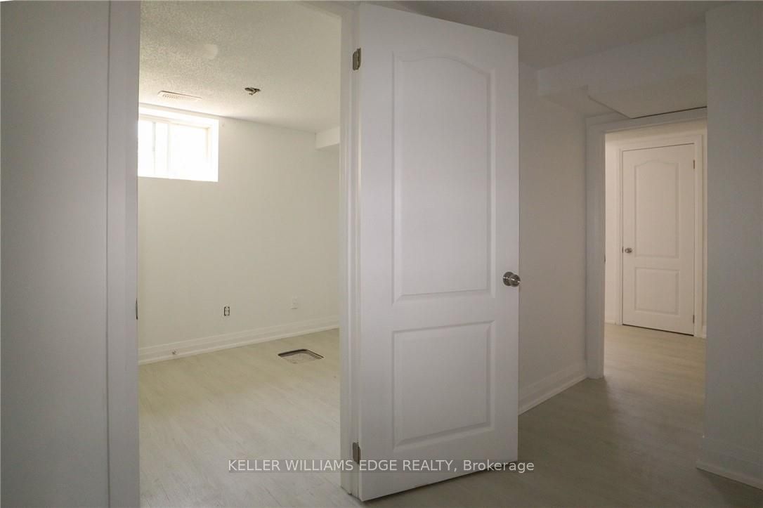 Unit LL - 525 Britannia Avenue W, Hamilton 5