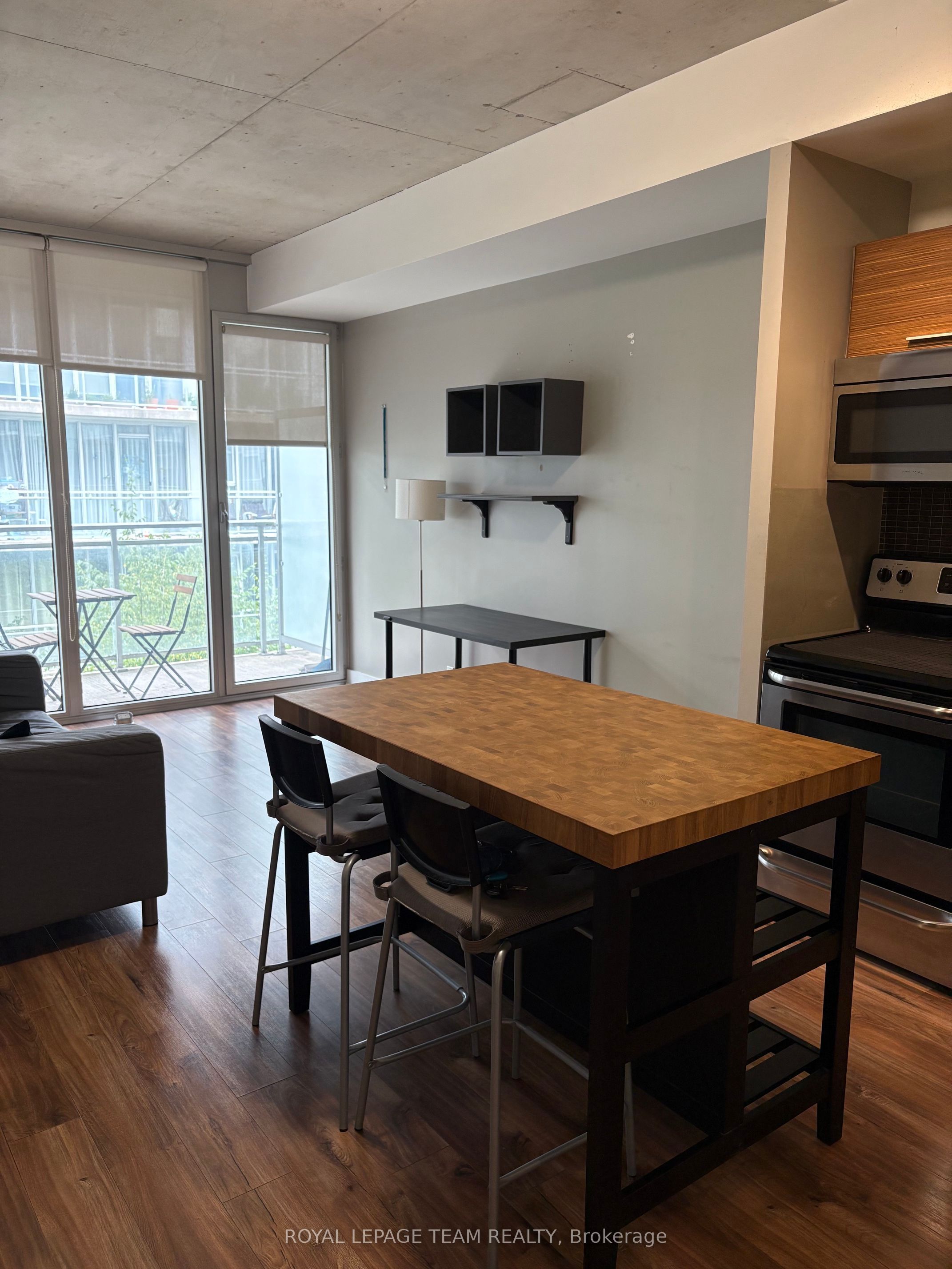 Unit 531 - 349 Mcleod Street, Ottawa 2