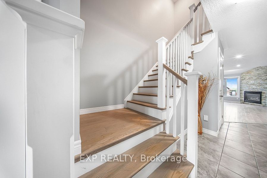 1441 Dunkirk Avenue, Woodstock 5