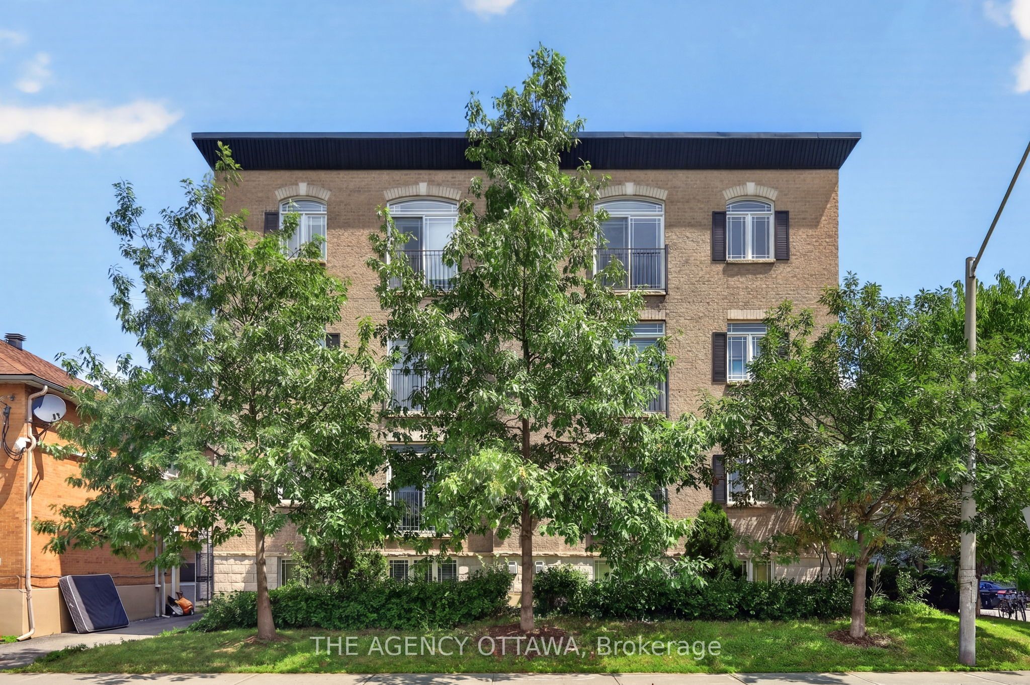 Unit 203 - 711 Churchill Avenue N, Ottawa 3